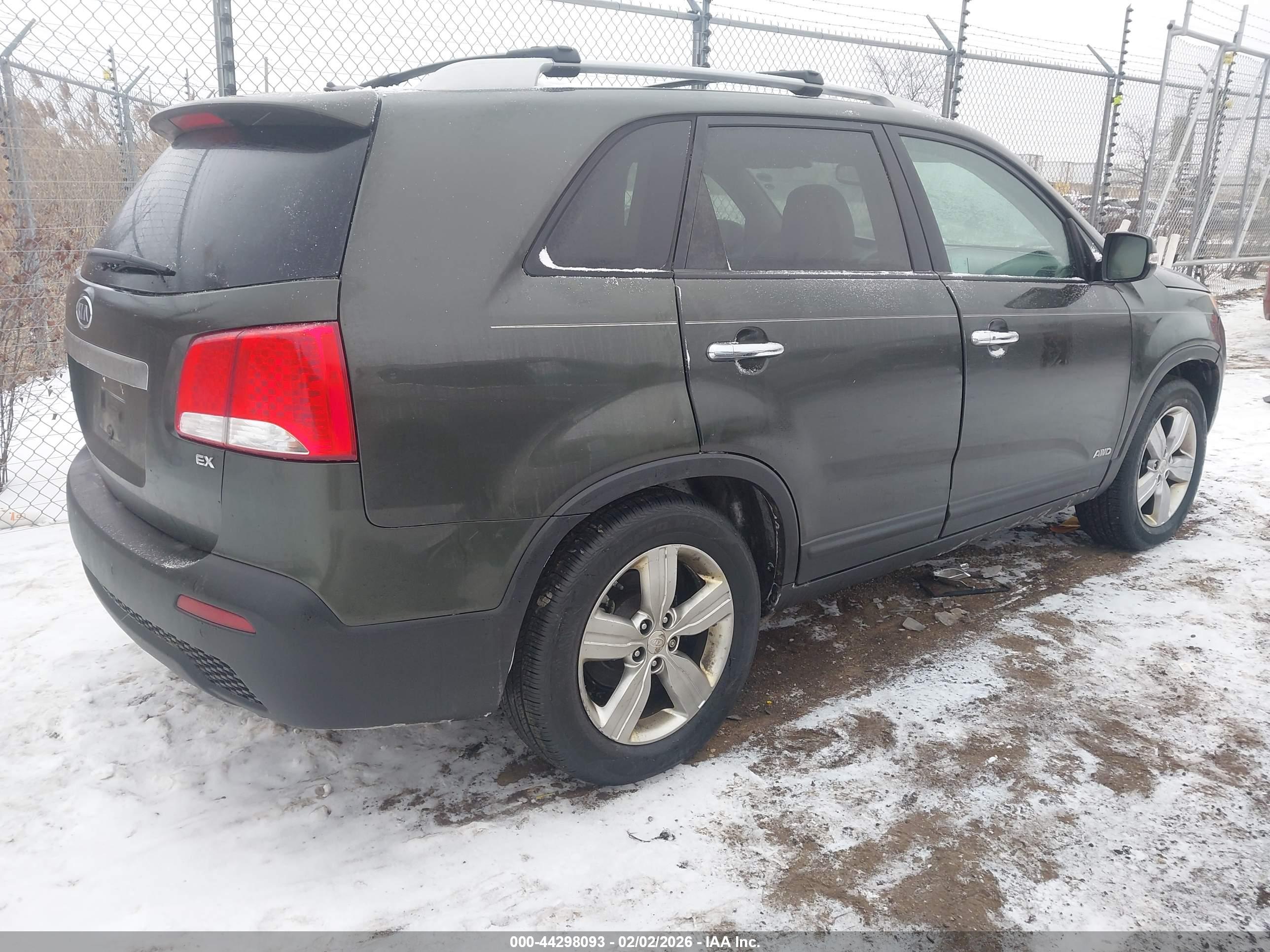 KIA SORENTO image 4
