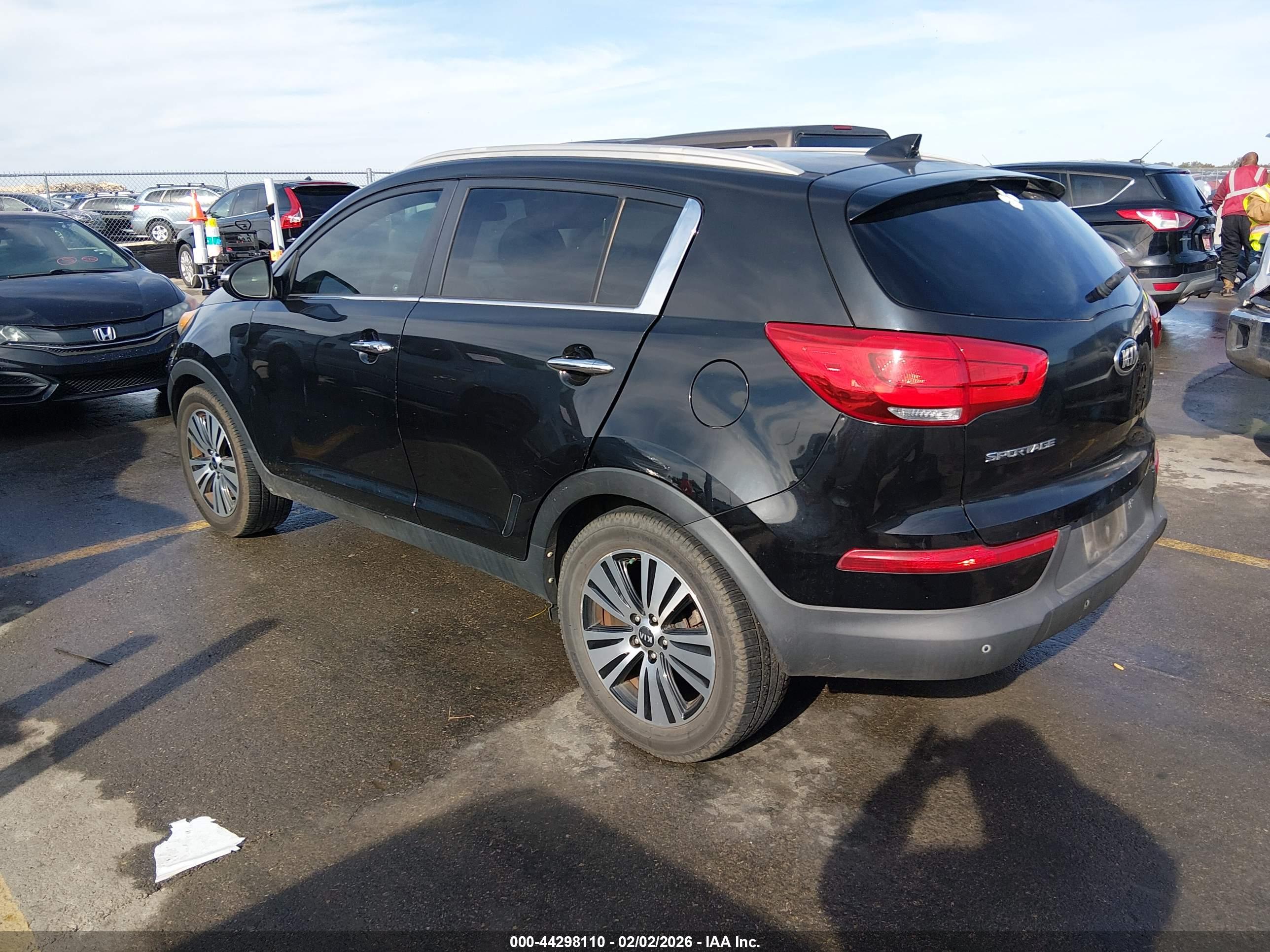 KIA SPORTAGE image 3