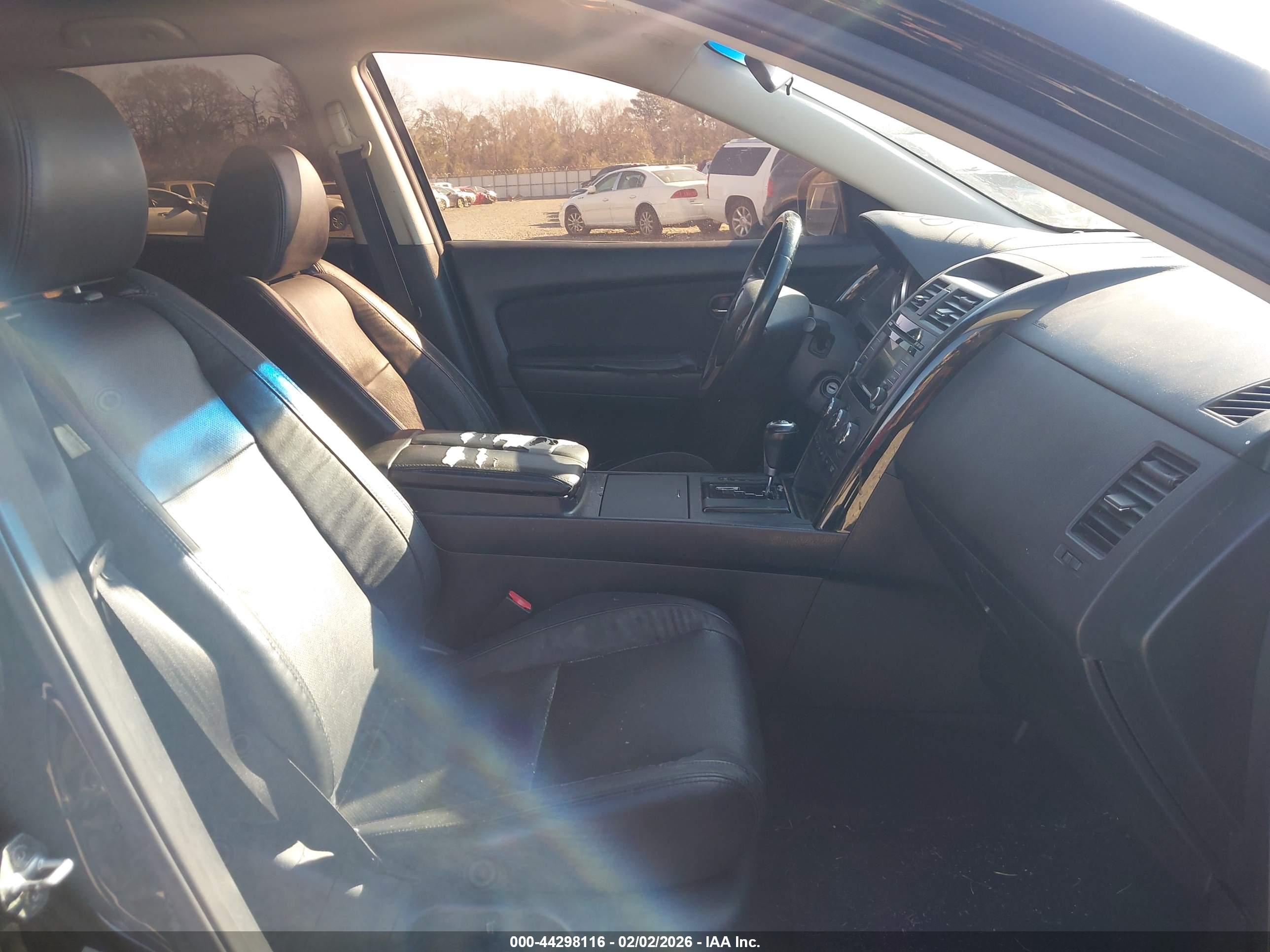 MAZDA CX-9 image 5