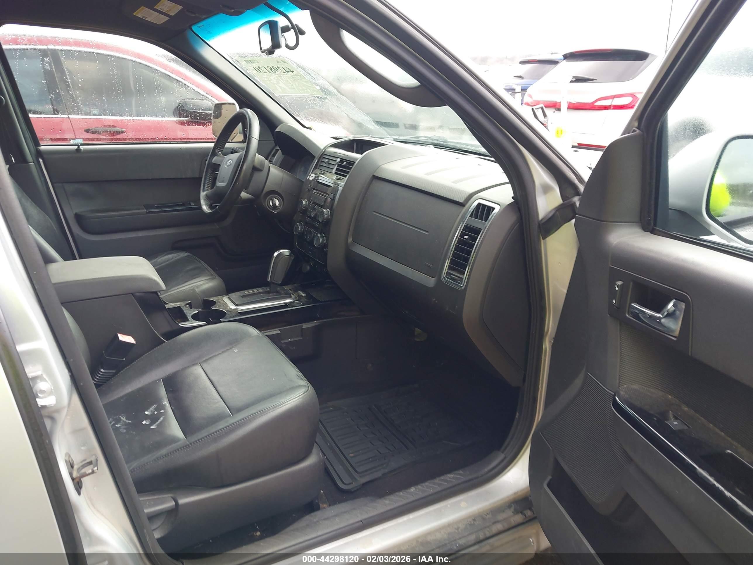 FORD ESCAPE image 5