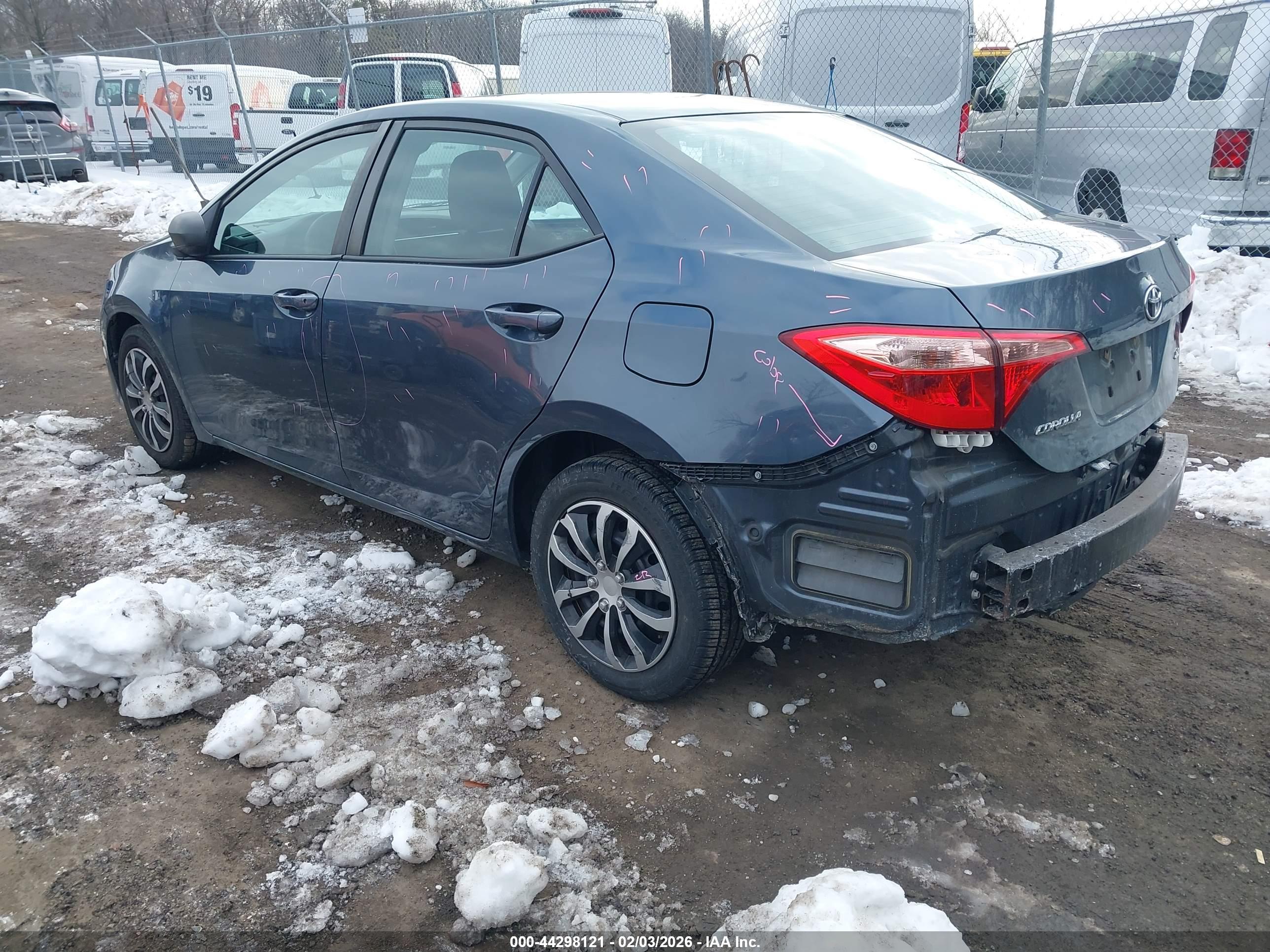 TOYOTA COROLLA image 3