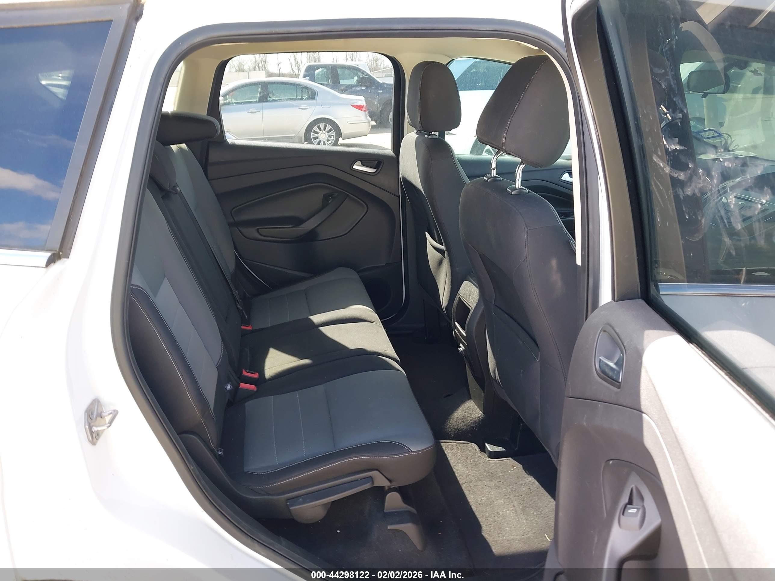 FORD ESCAPE image 8