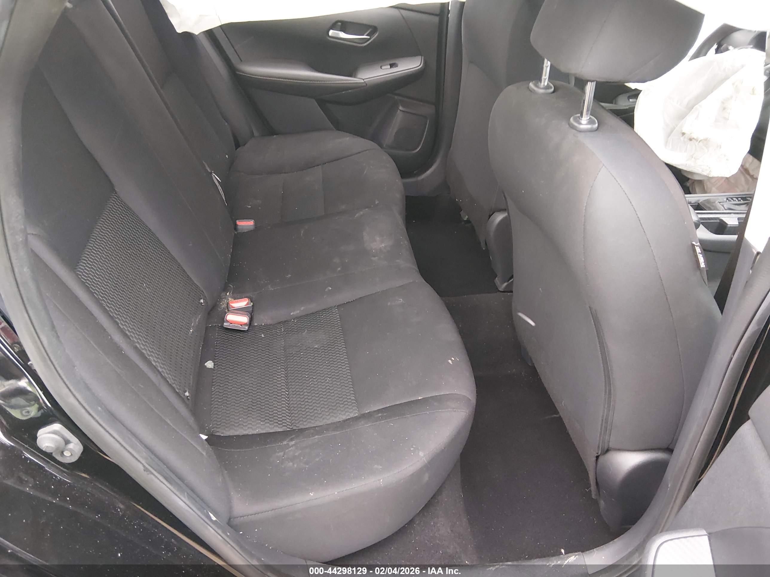 NISSAN SENTRA image 8