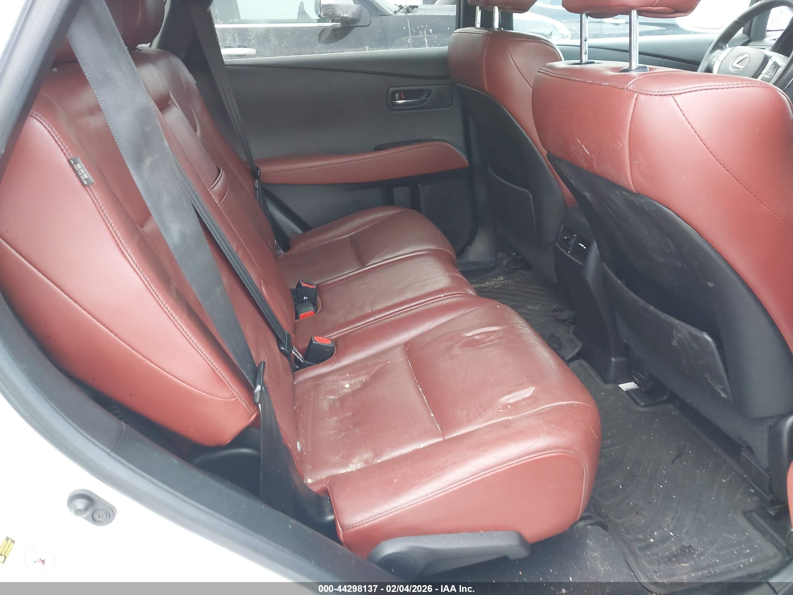 LEXUS RX image 8