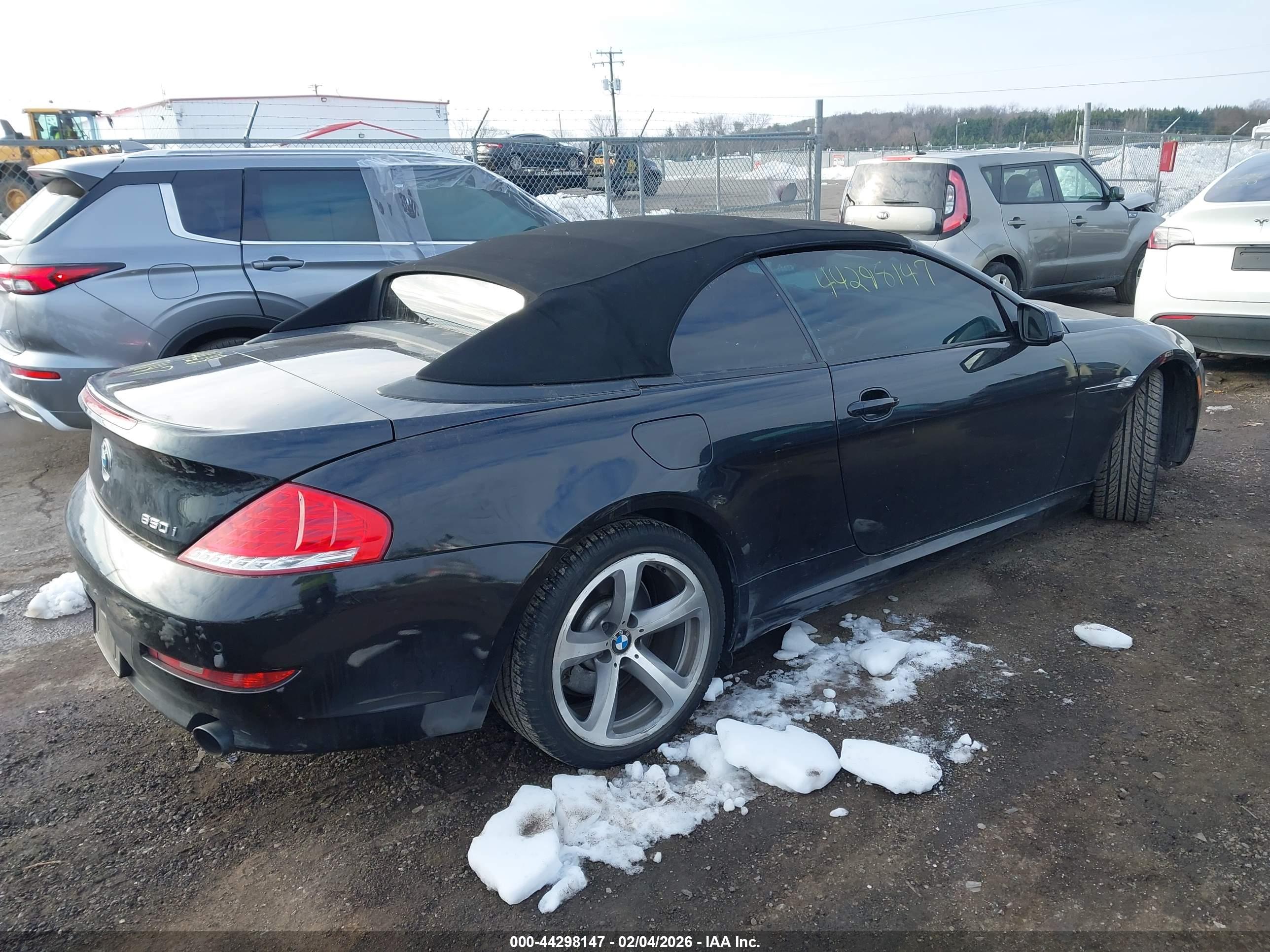 BMW 650I image 4