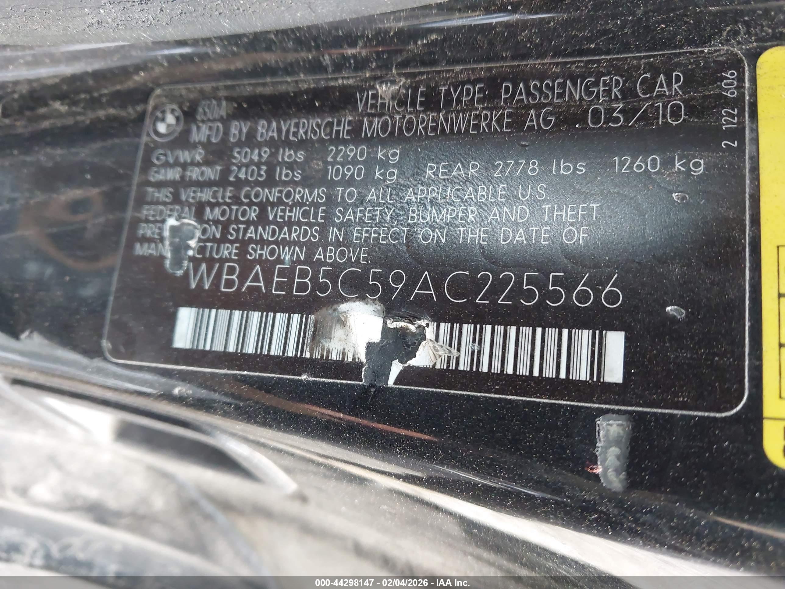 BMW 650I image 9