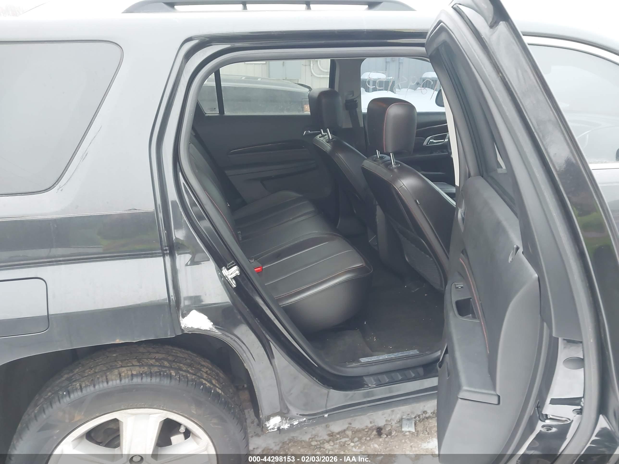 GMC TERRAIN image 8