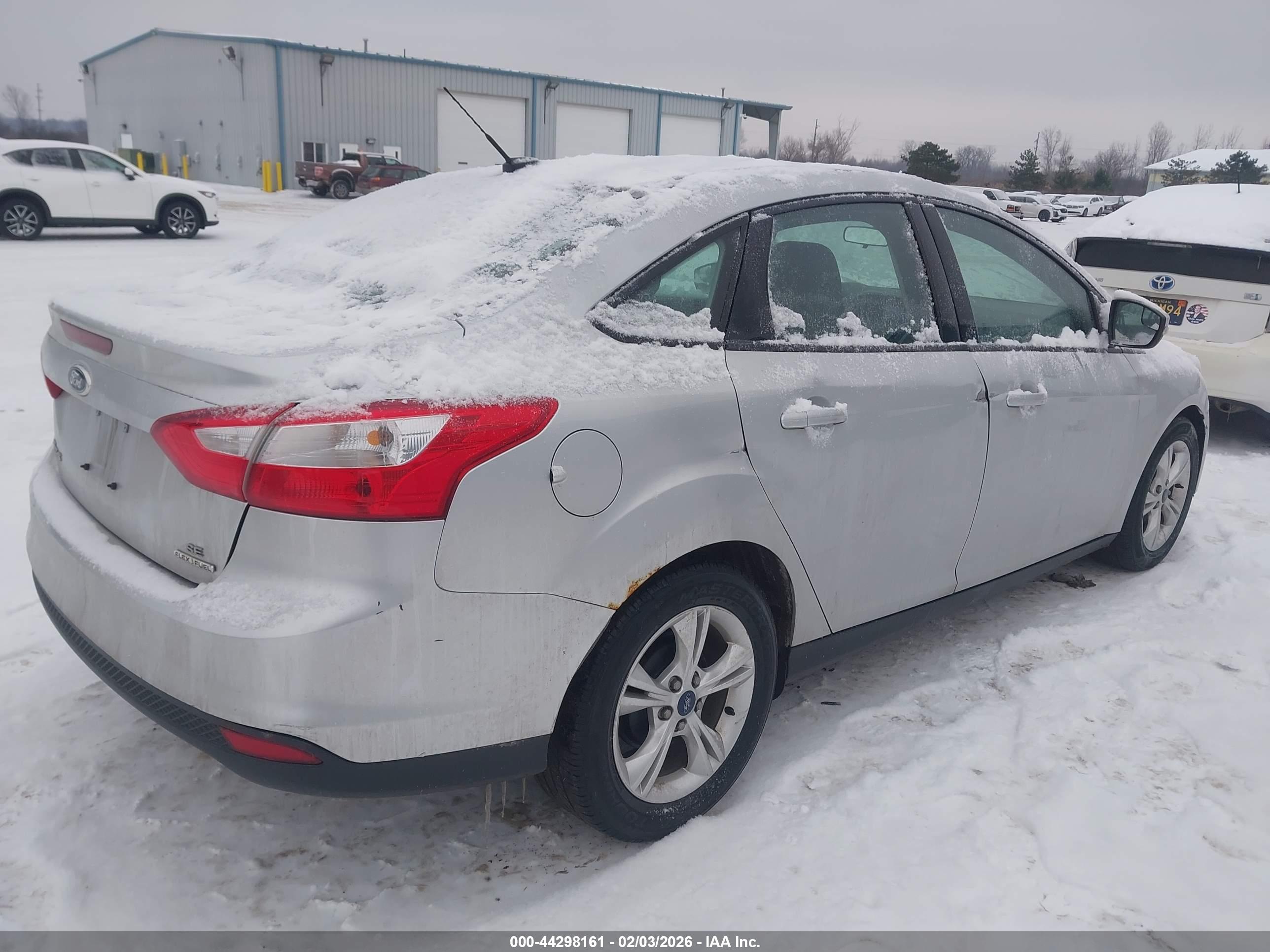 FORD FOCUS image 4