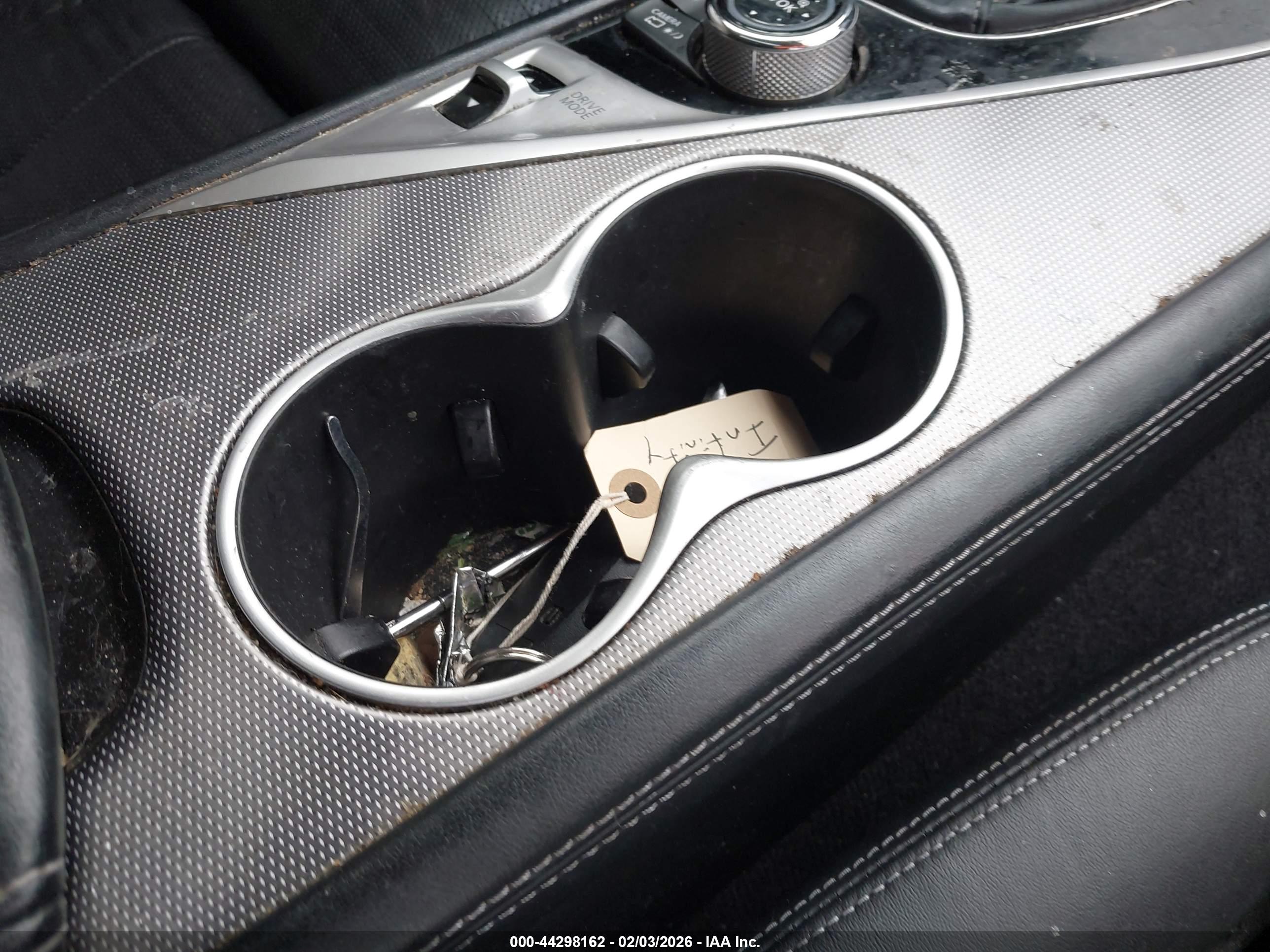 INFINITI Q50 image 11