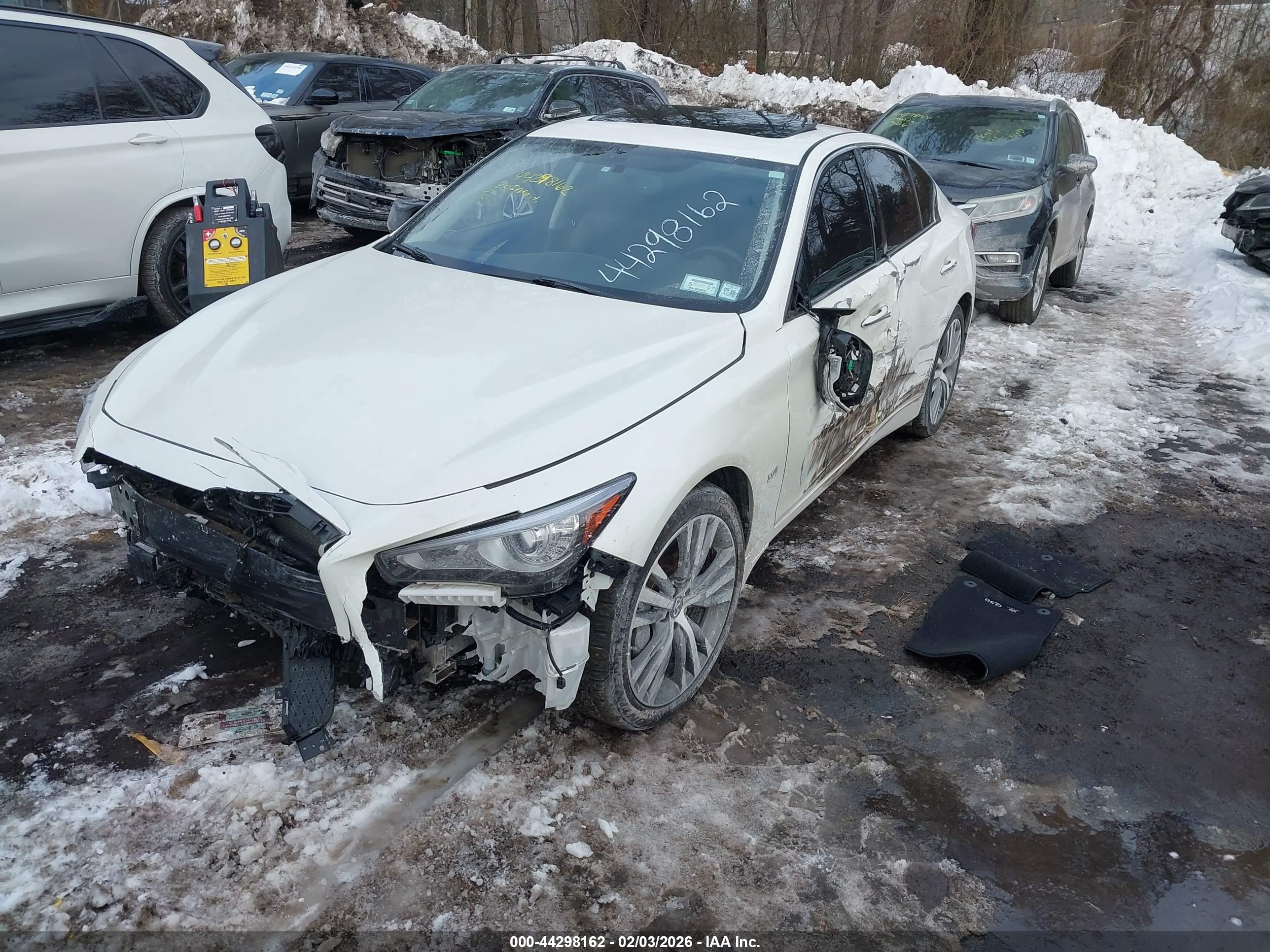 INFINITI Q50 image 2
