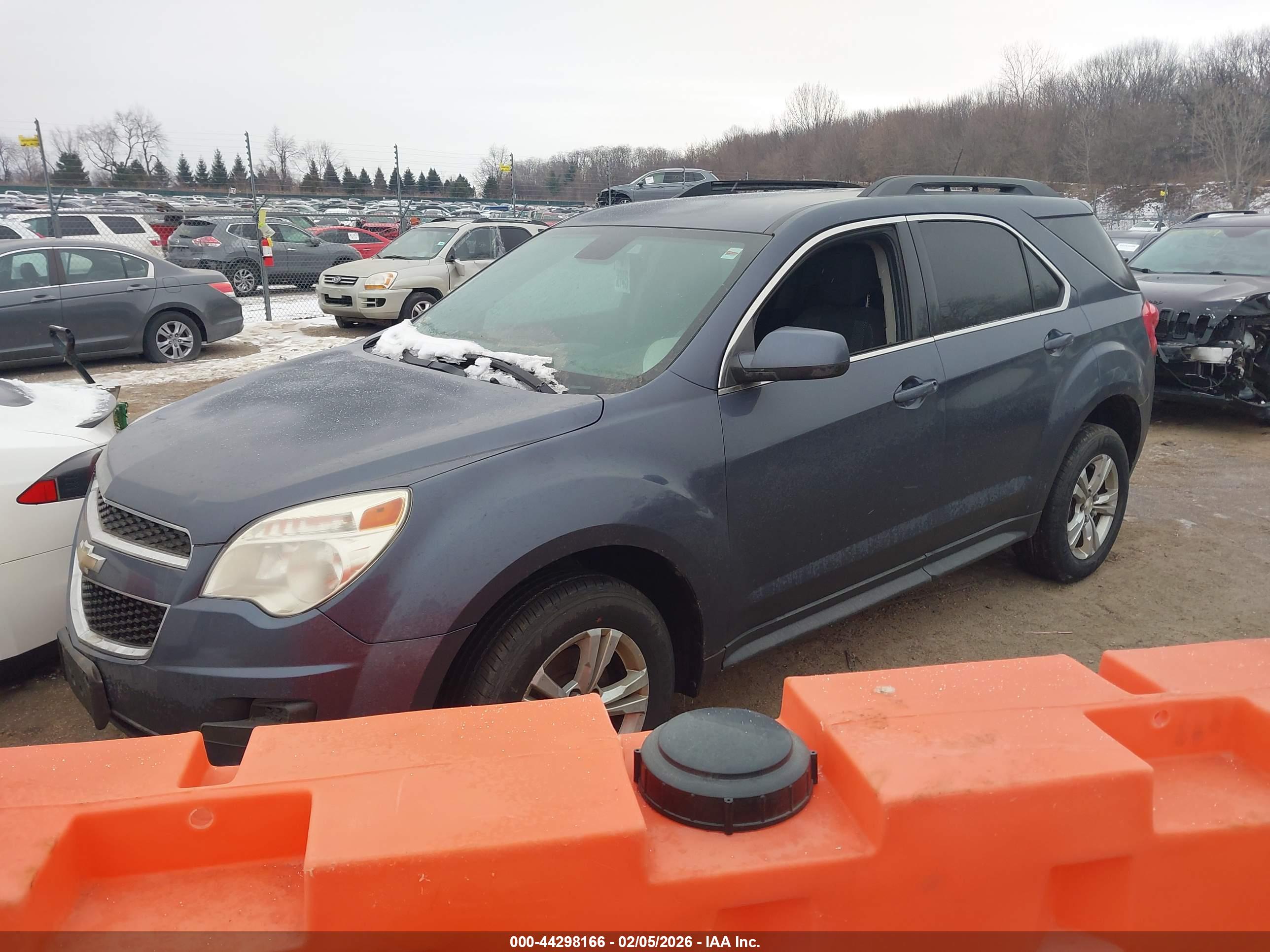 CHEVROLET EQUINOX image 2