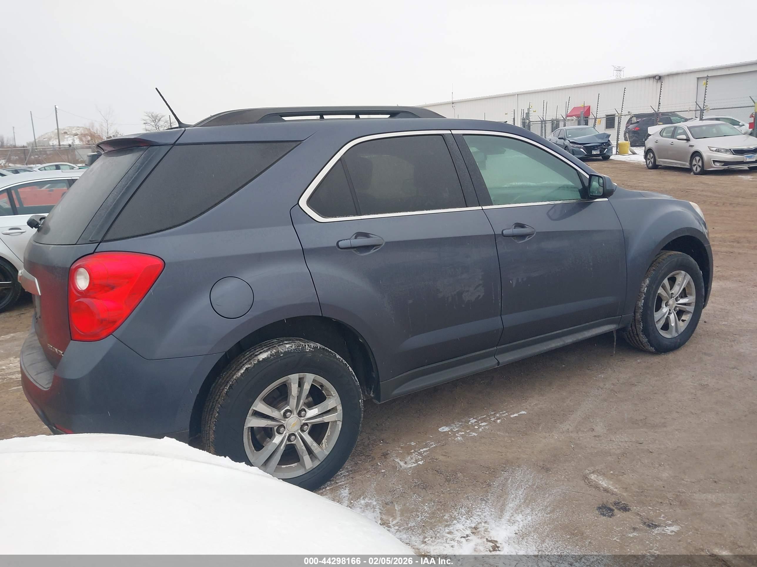 CHEVROLET EQUINOX image 4