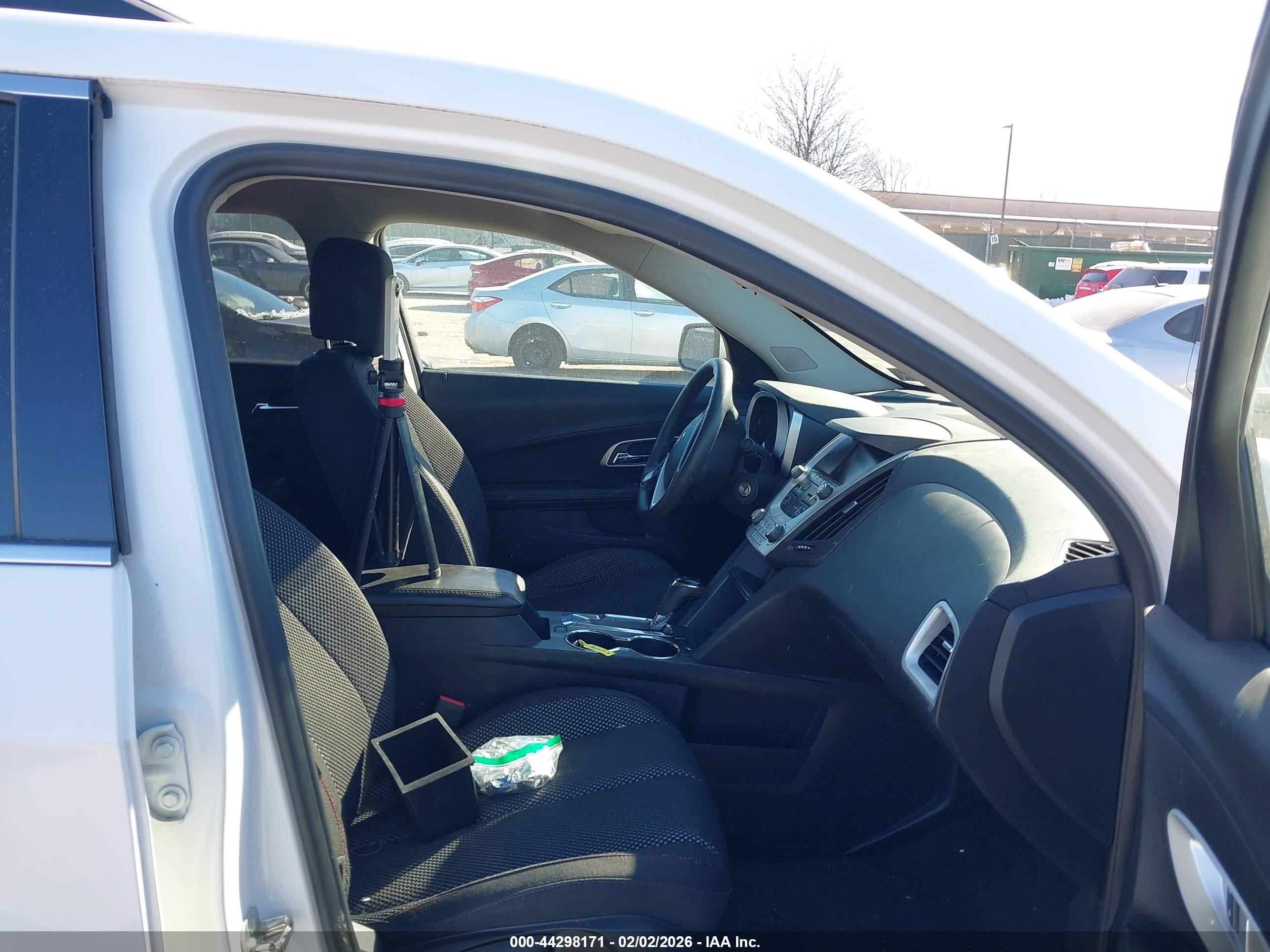 CHEVROLET EQUINOX image 5
