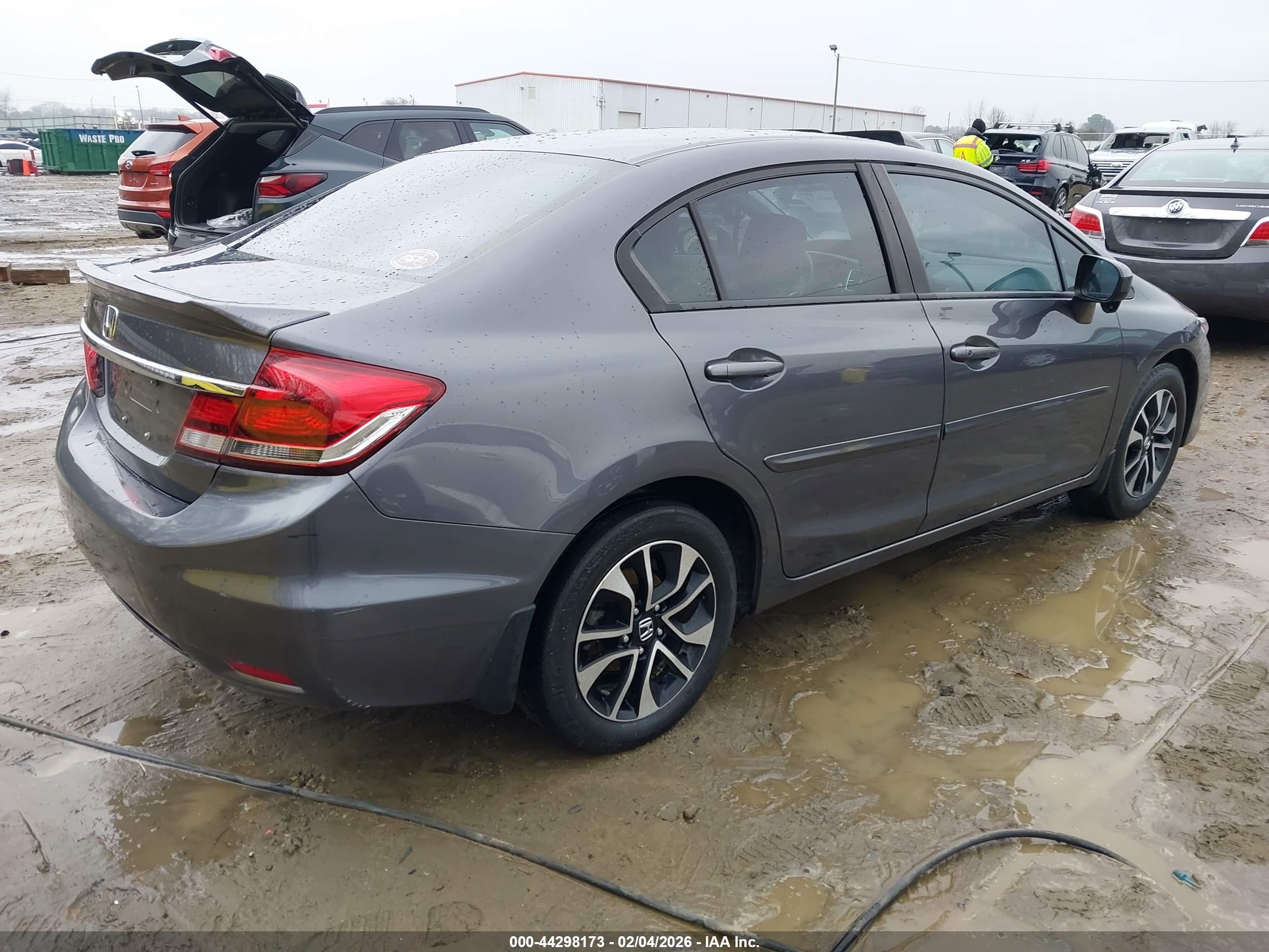 HONDA CIVIC image 4