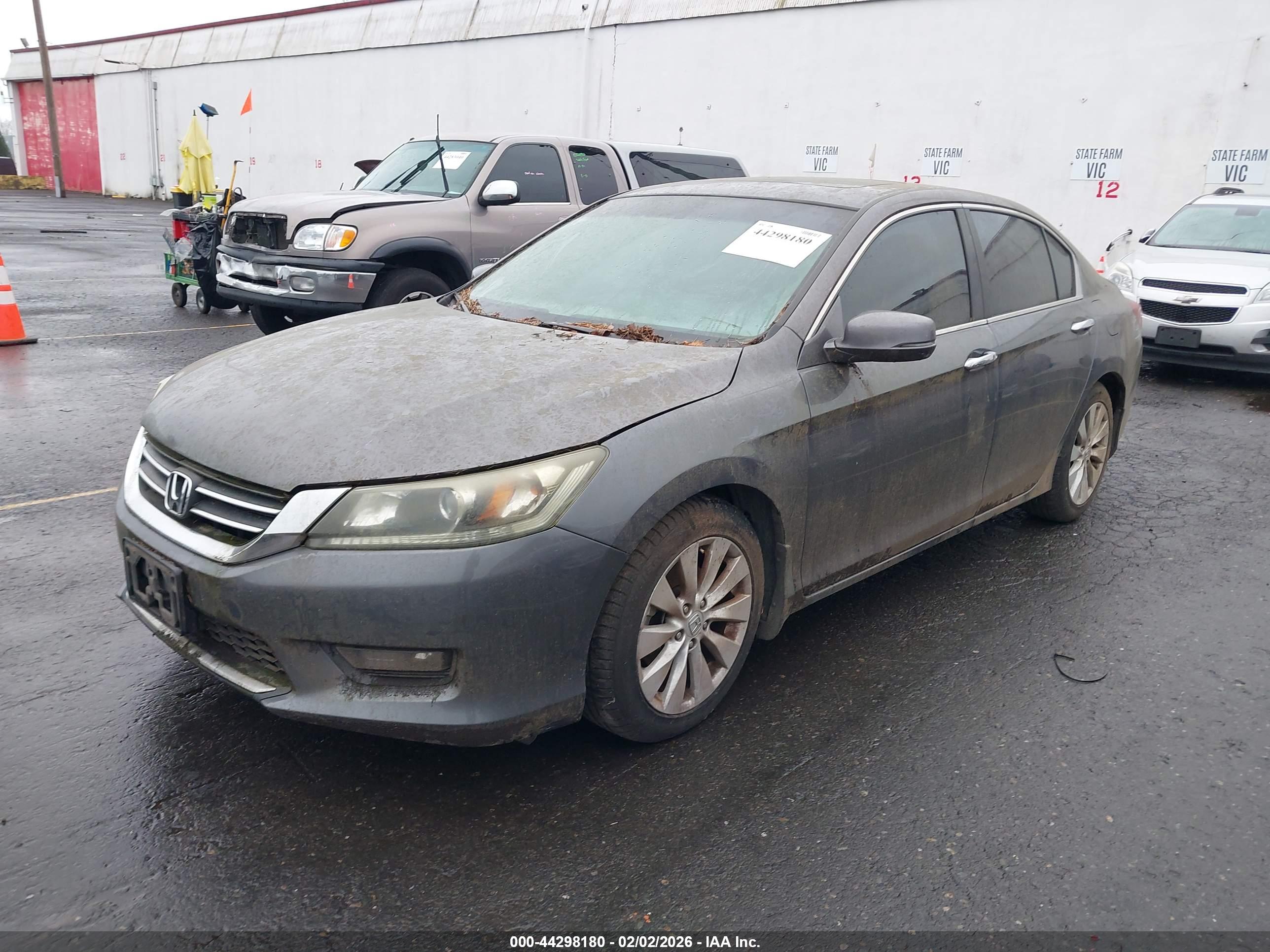 HONDA ACCORD image 2