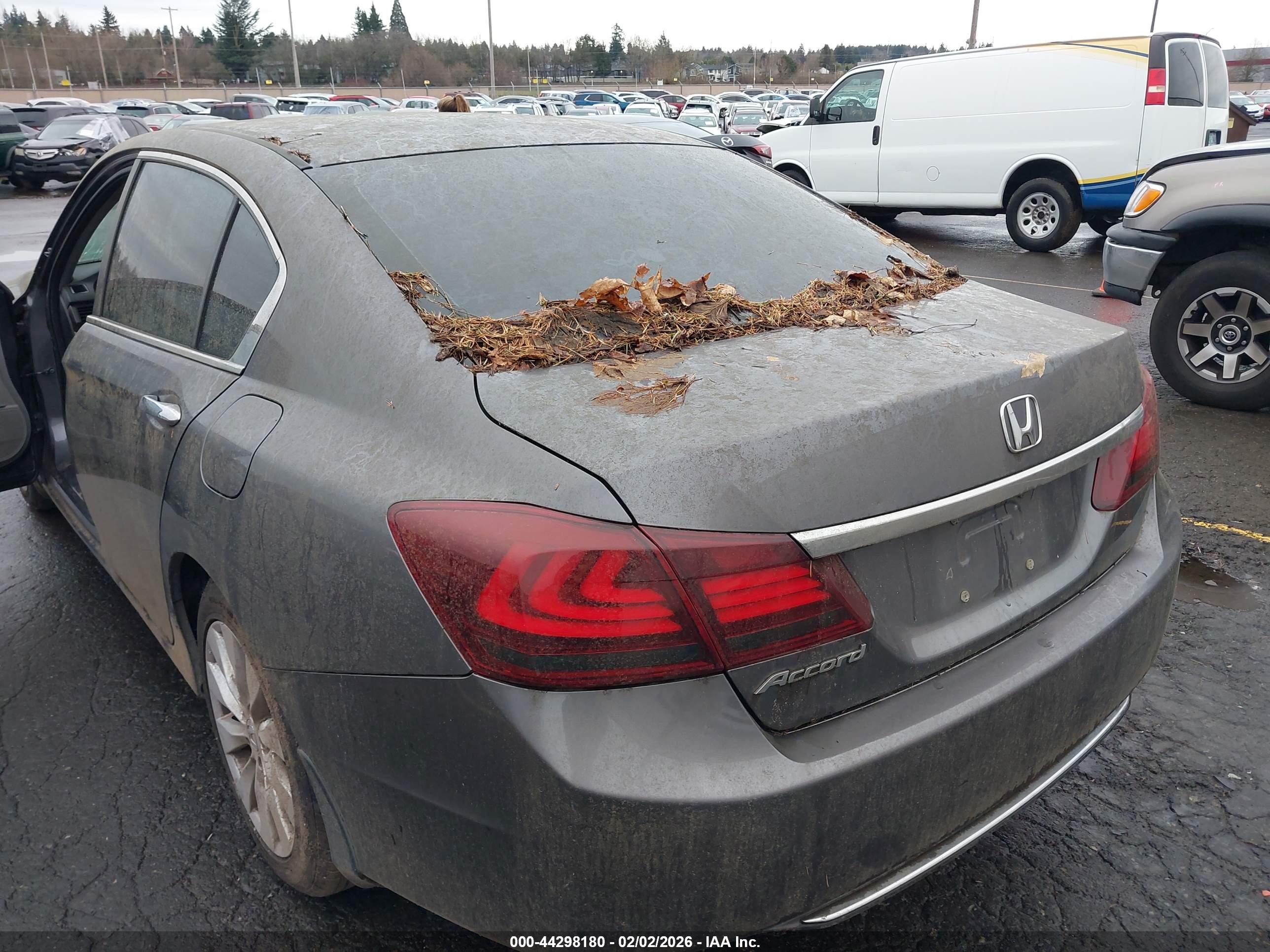 HONDA ACCORD image 6