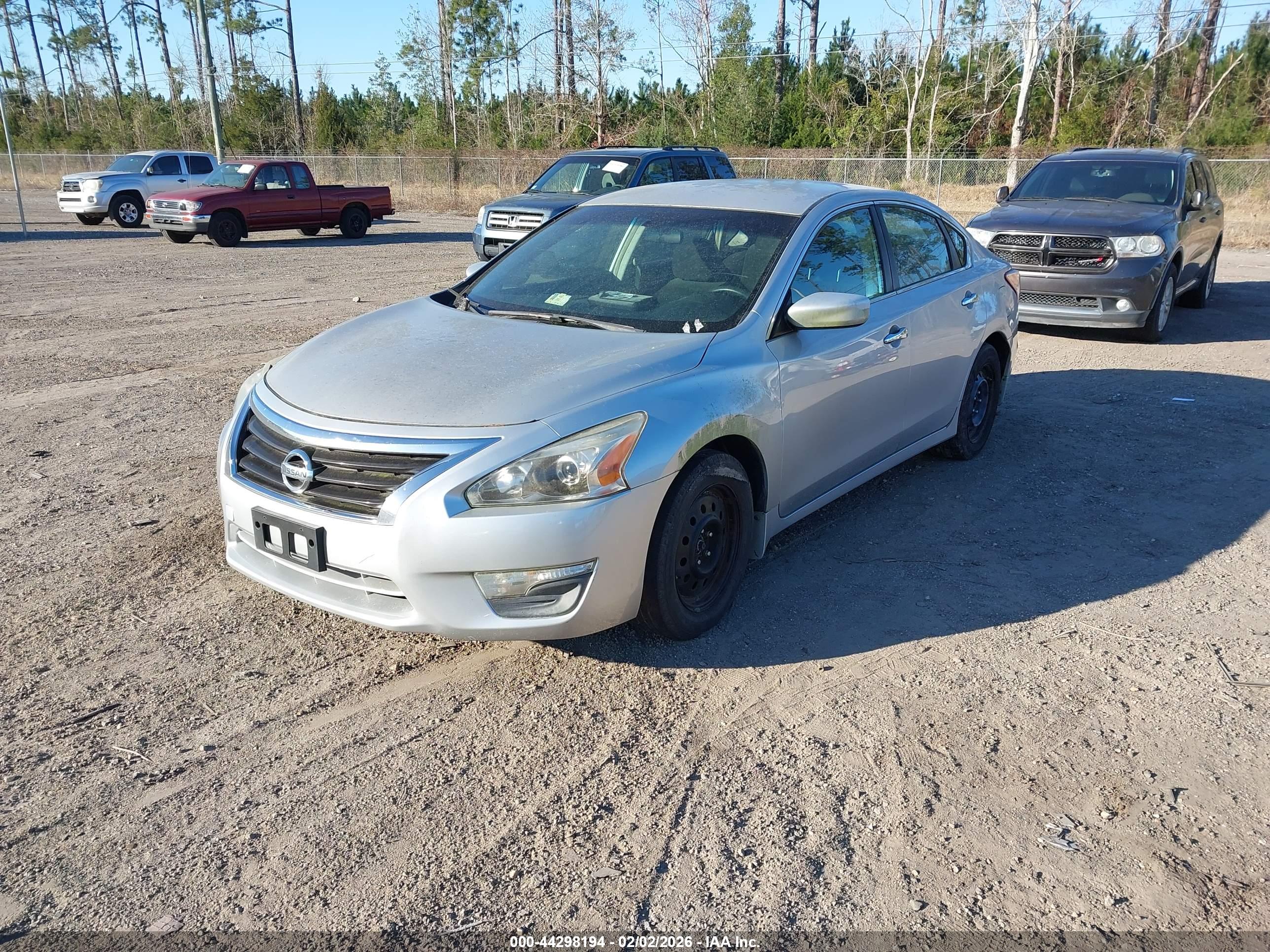 NISSAN ALTIMA image 2