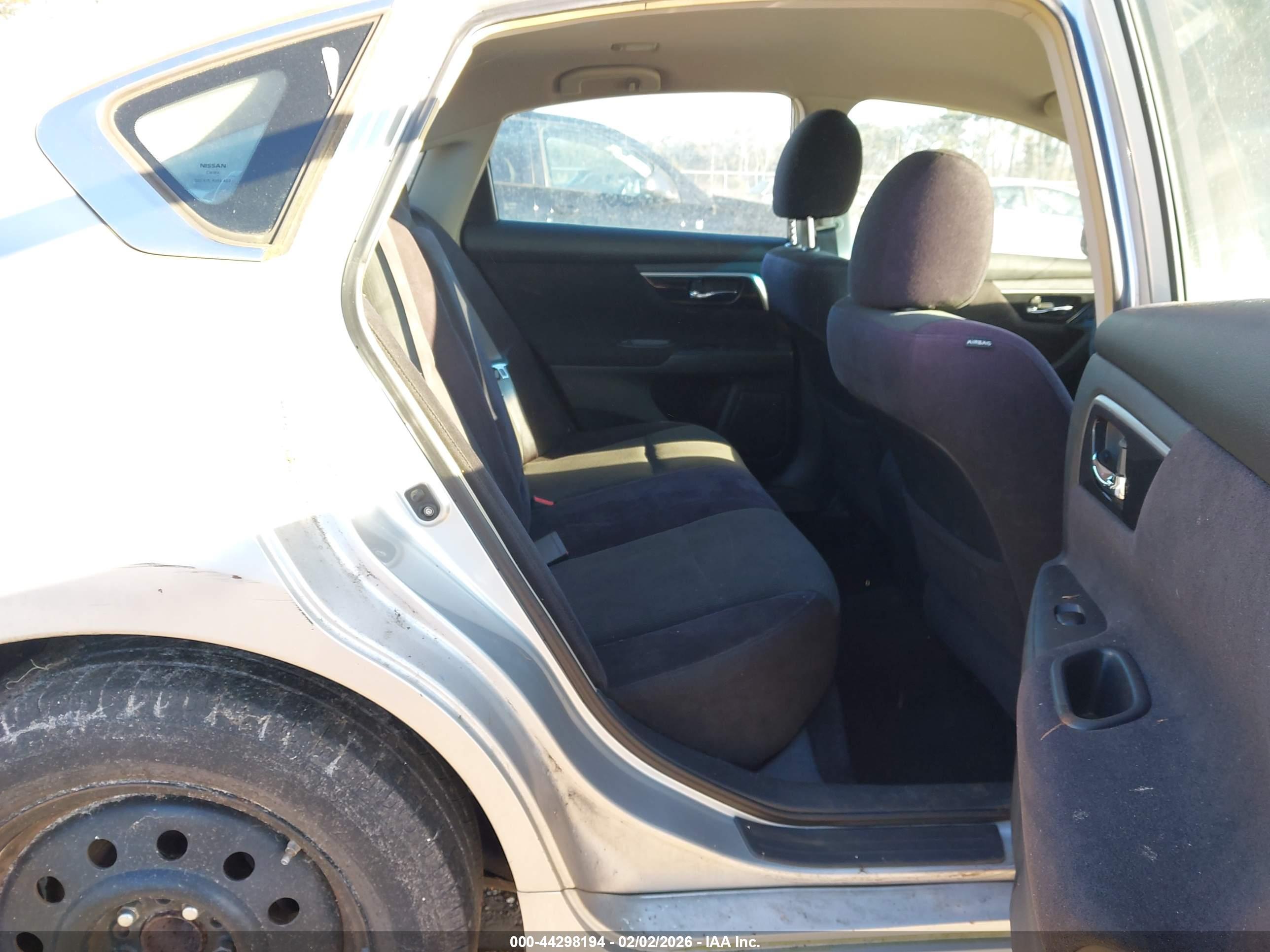 NISSAN ALTIMA image 8