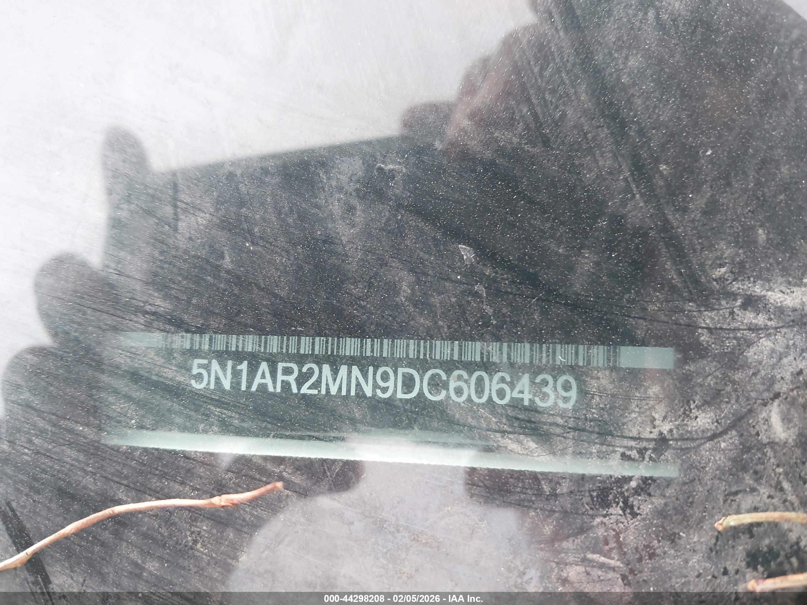 NISSAN PATHFINDER image 9