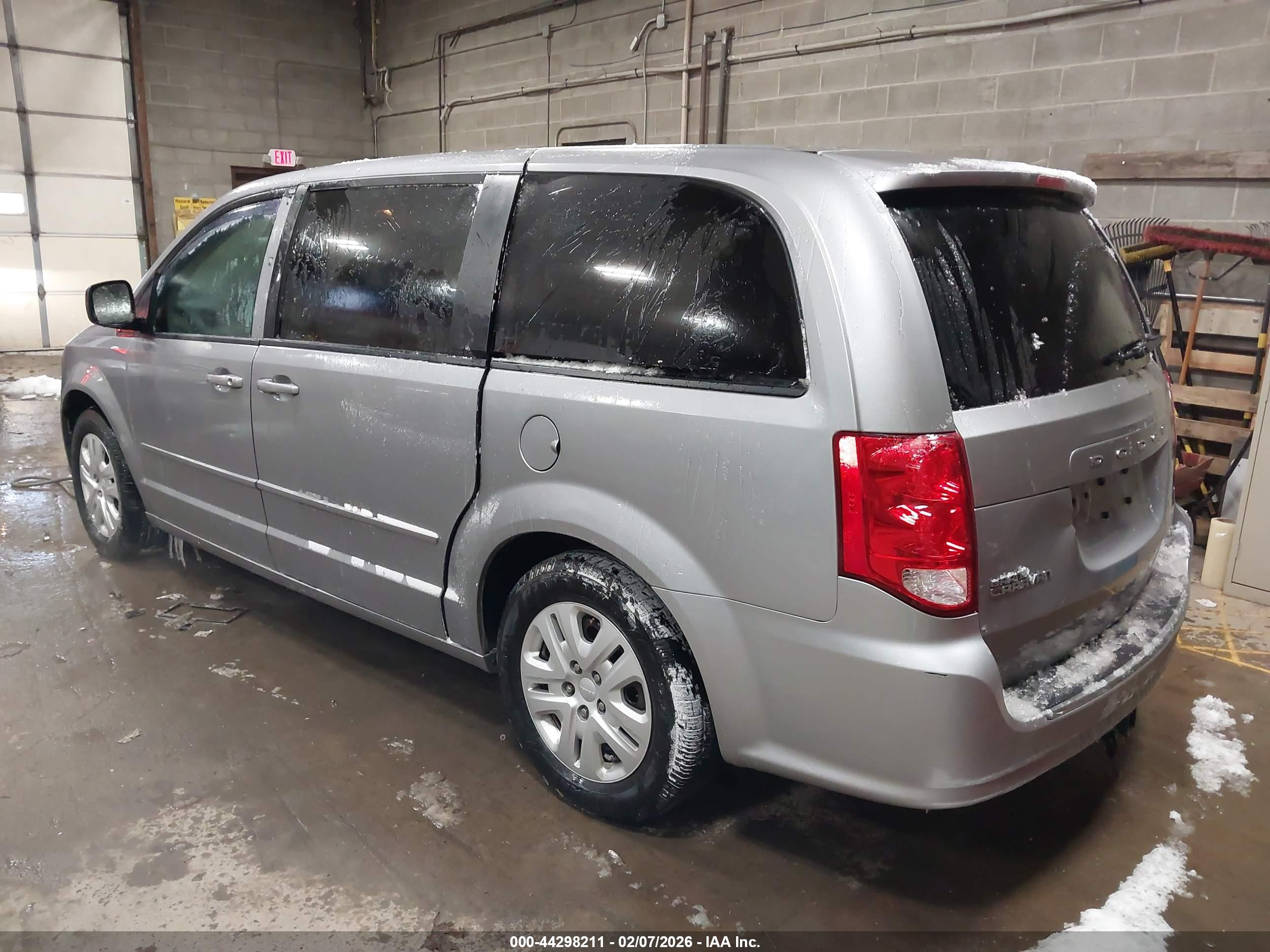 DODGE GRAND image 3