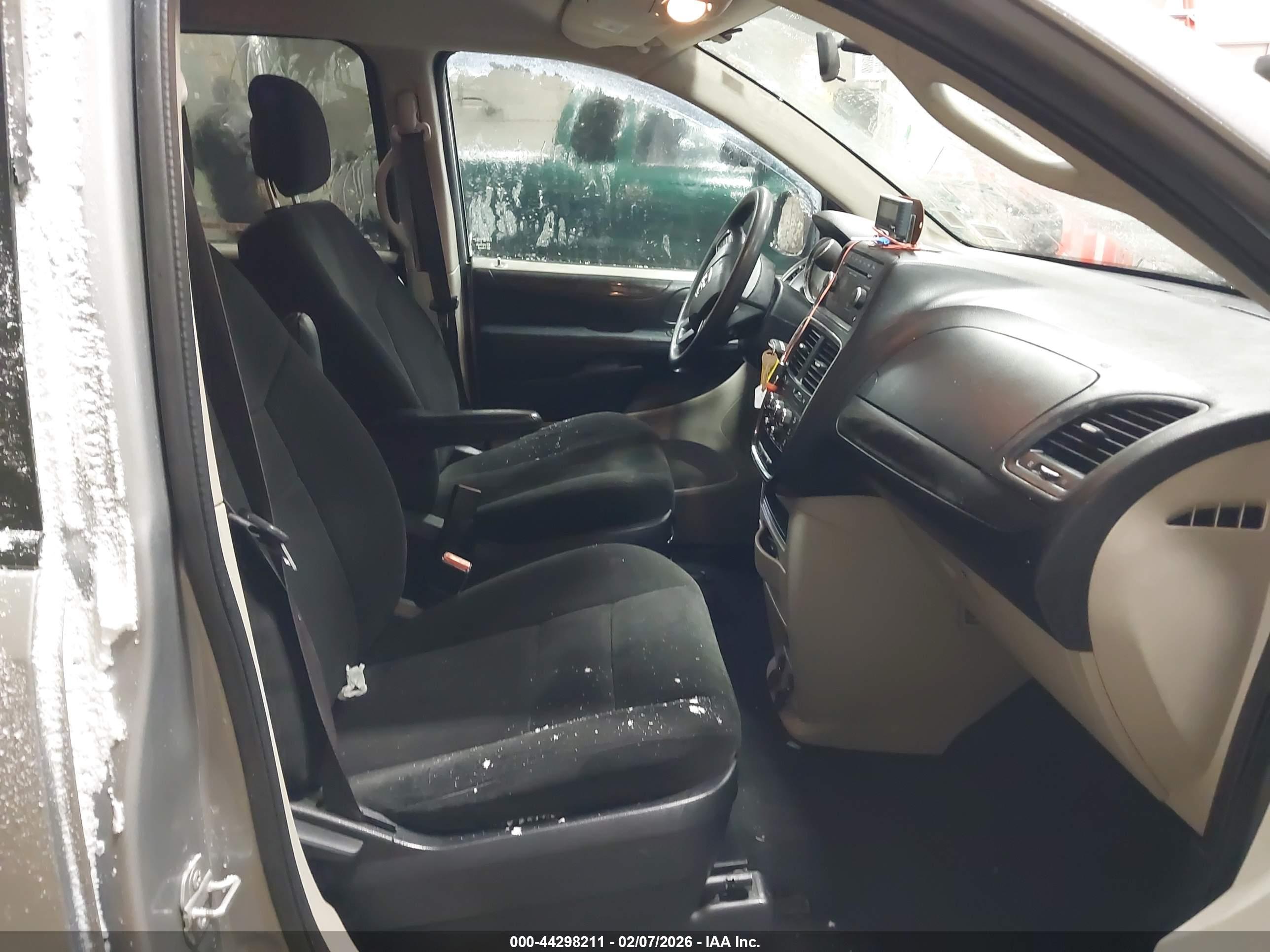 DODGE GRAND image 5