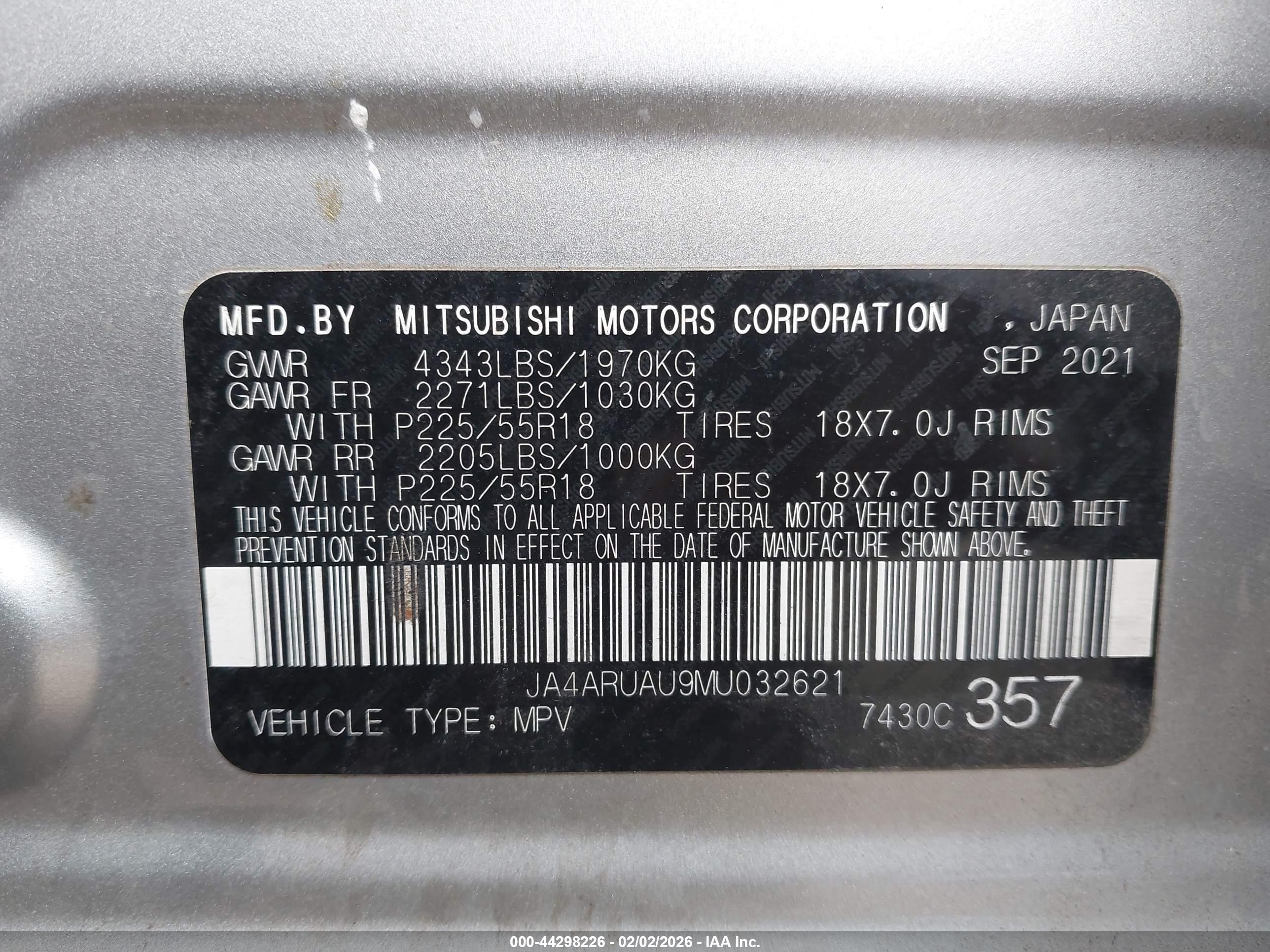 MITSUBISHI OUTLANDER image 9