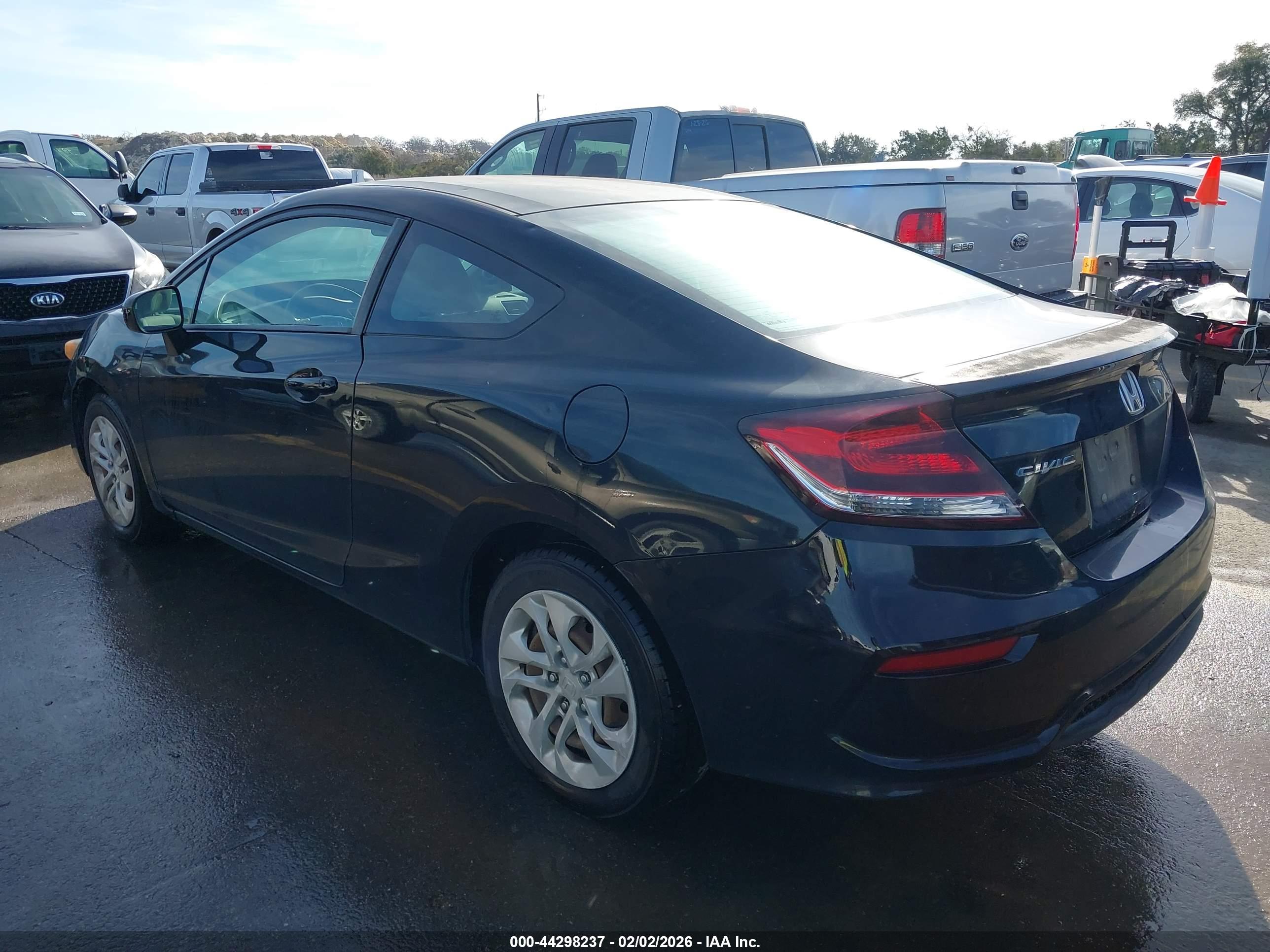 HONDA CIVIC image 3