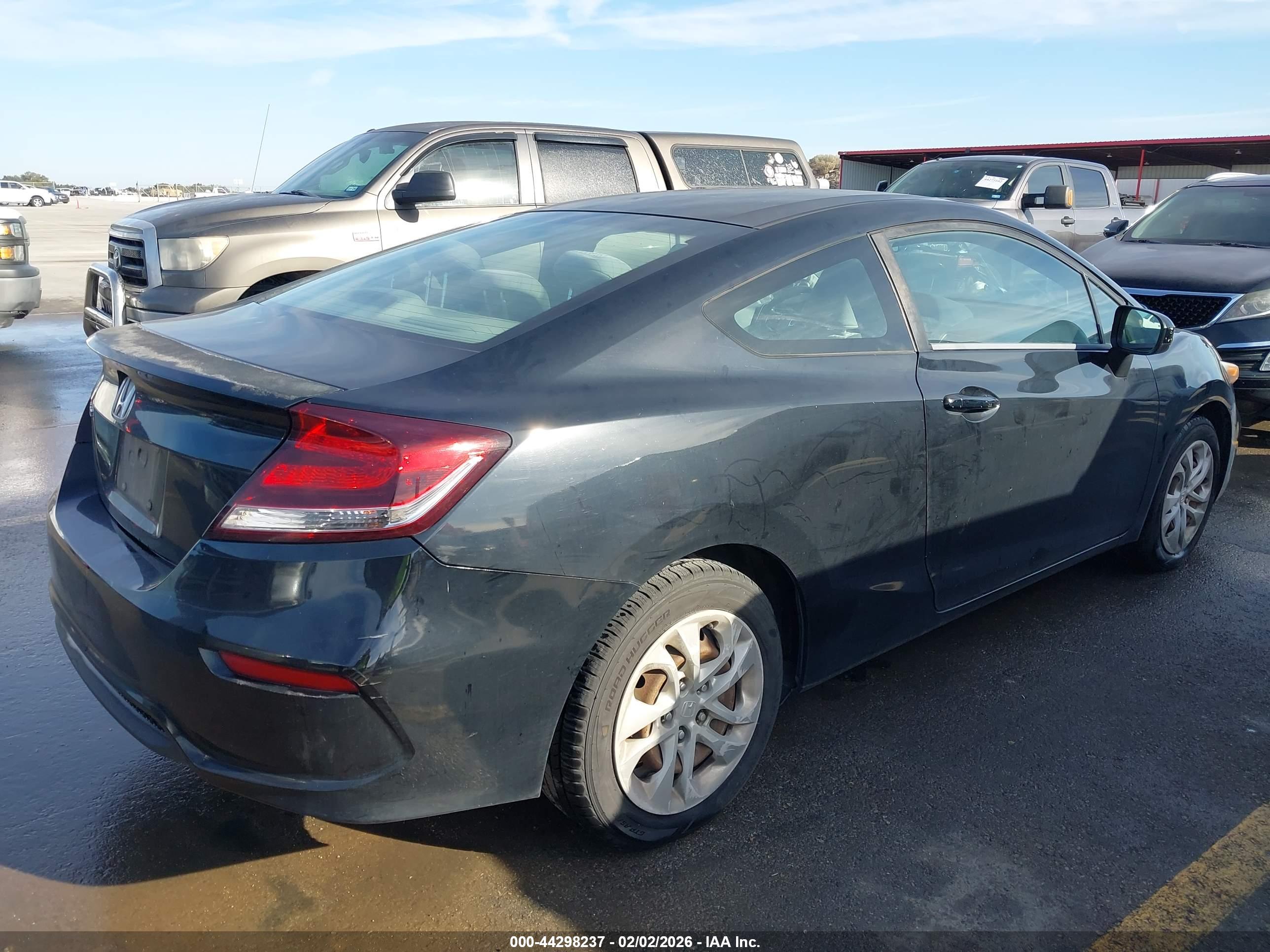 HONDA CIVIC image 4