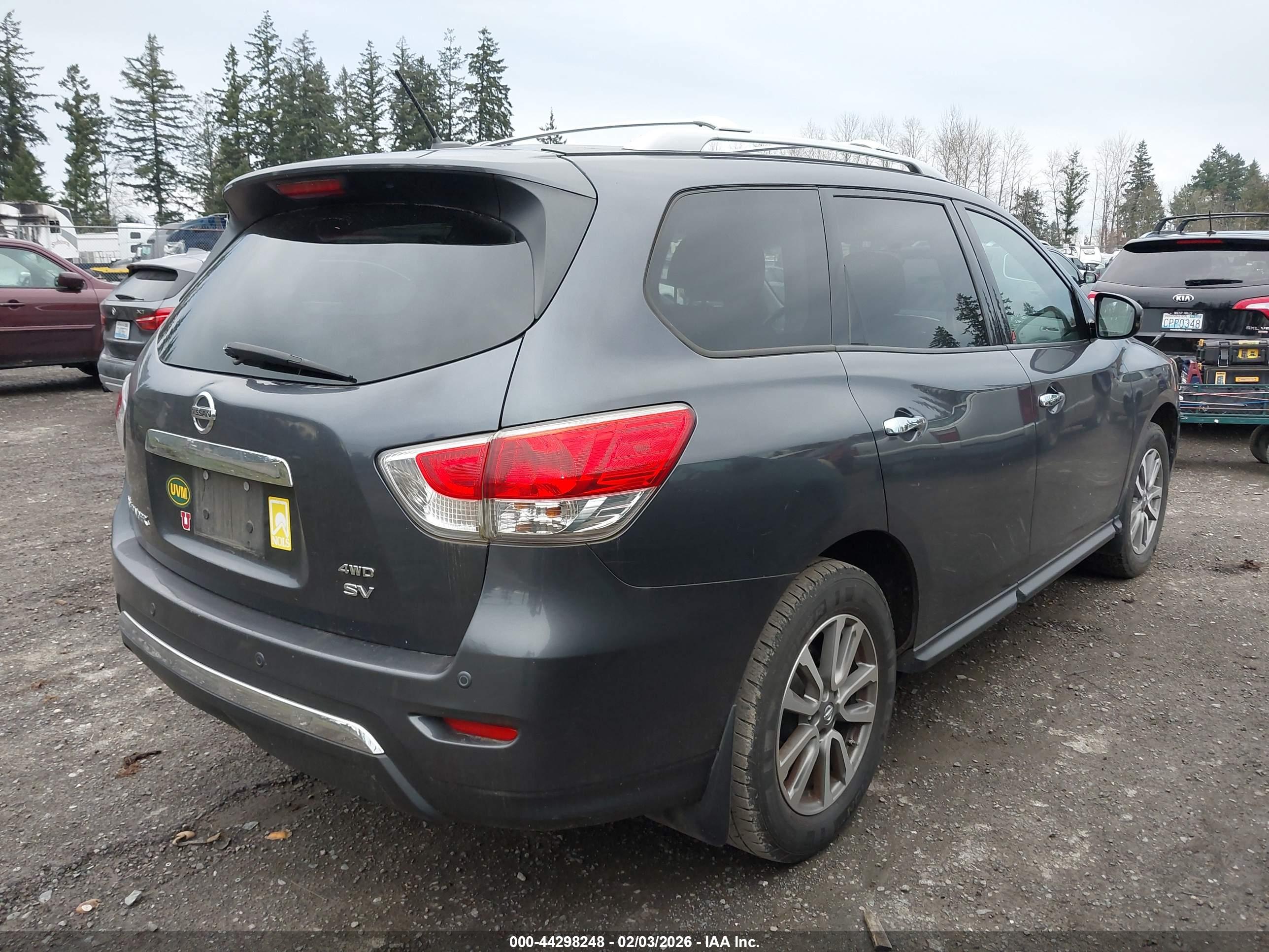 NISSAN PATHFINDER image 4