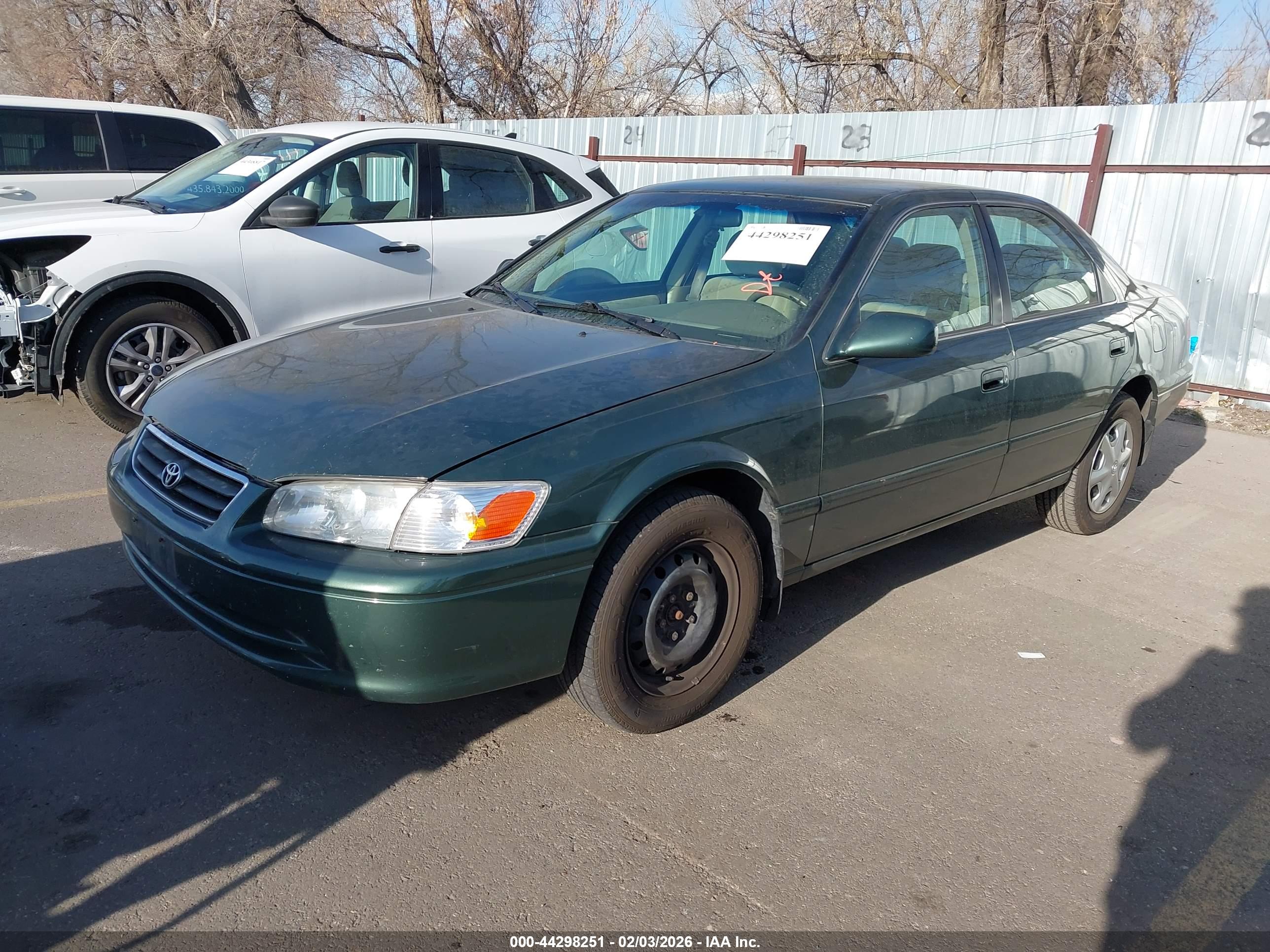 TOYOTA CAMRY image 2