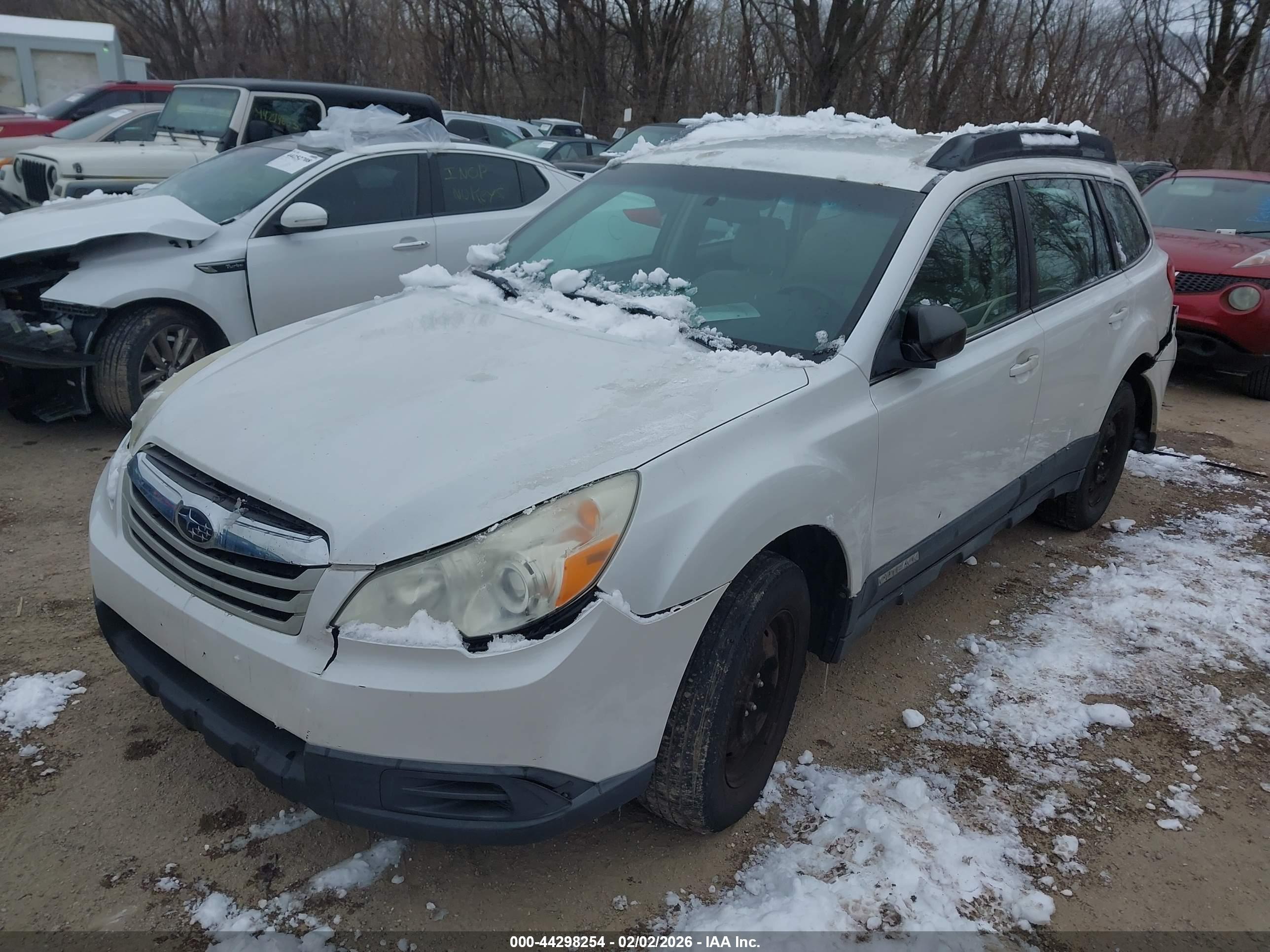 SUBARU OUTBACK image 2