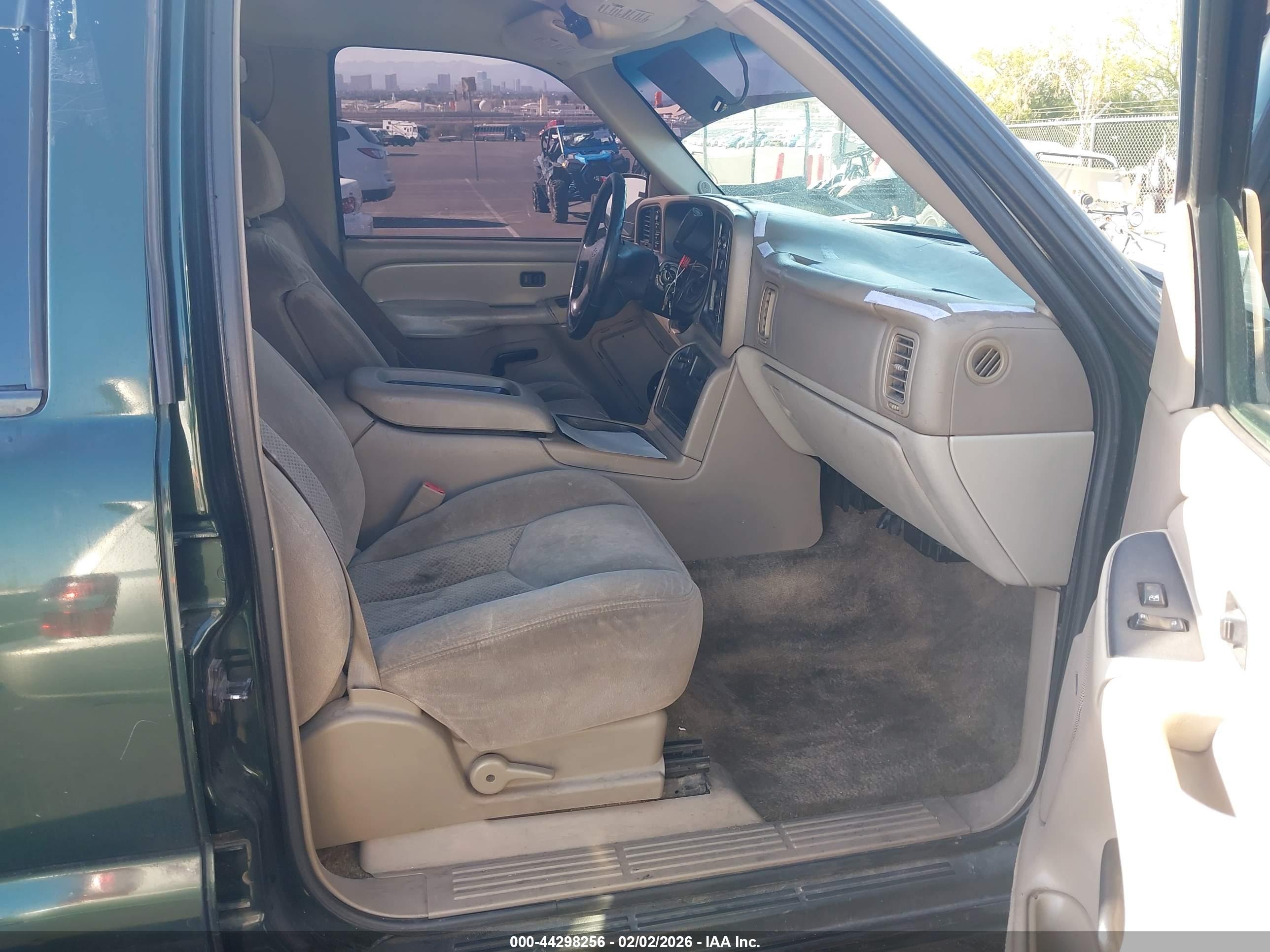 CHEVROLET TAHOE image 5