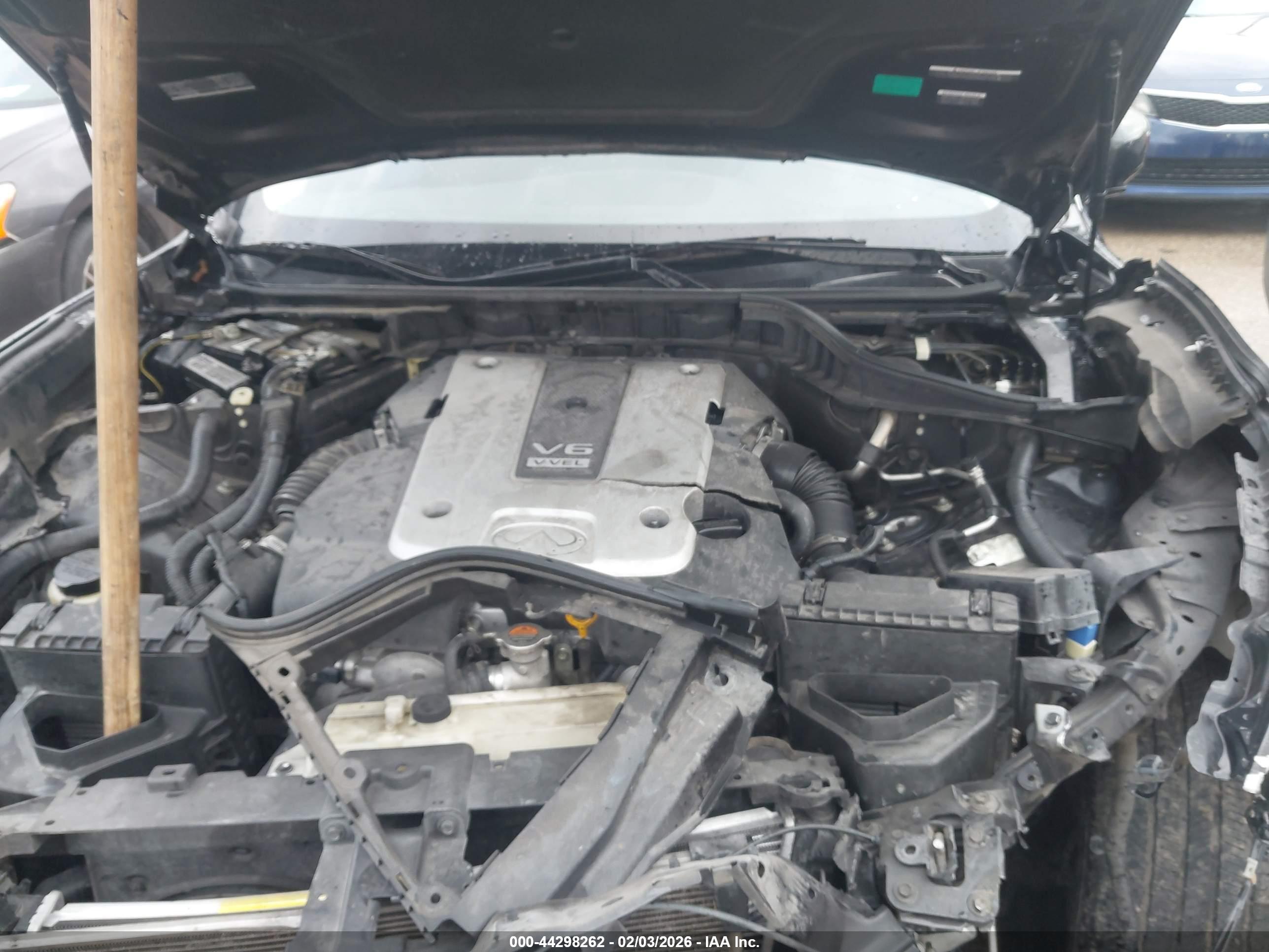 INFINITI M37 image 10