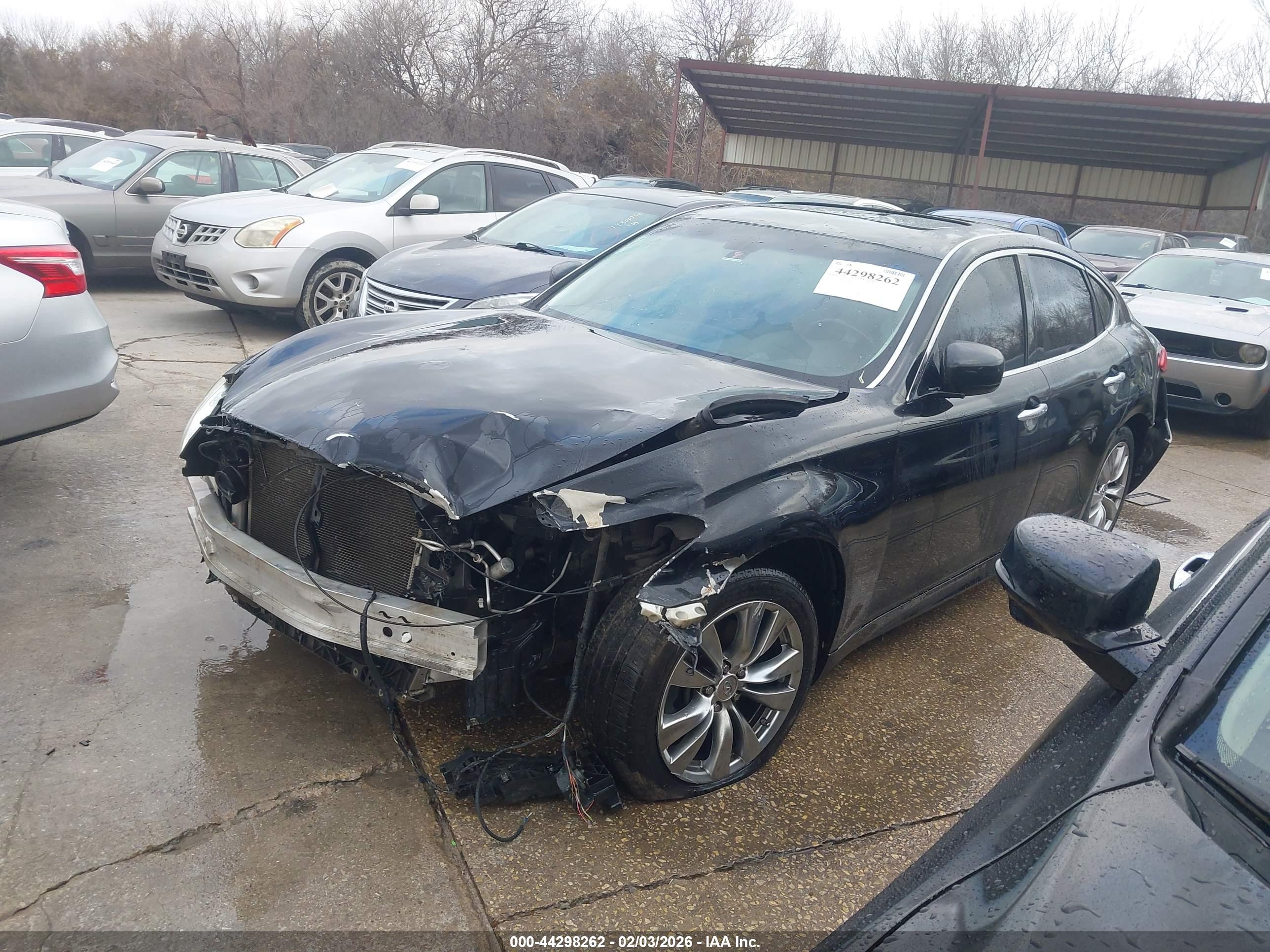 INFINITI M37 image 2