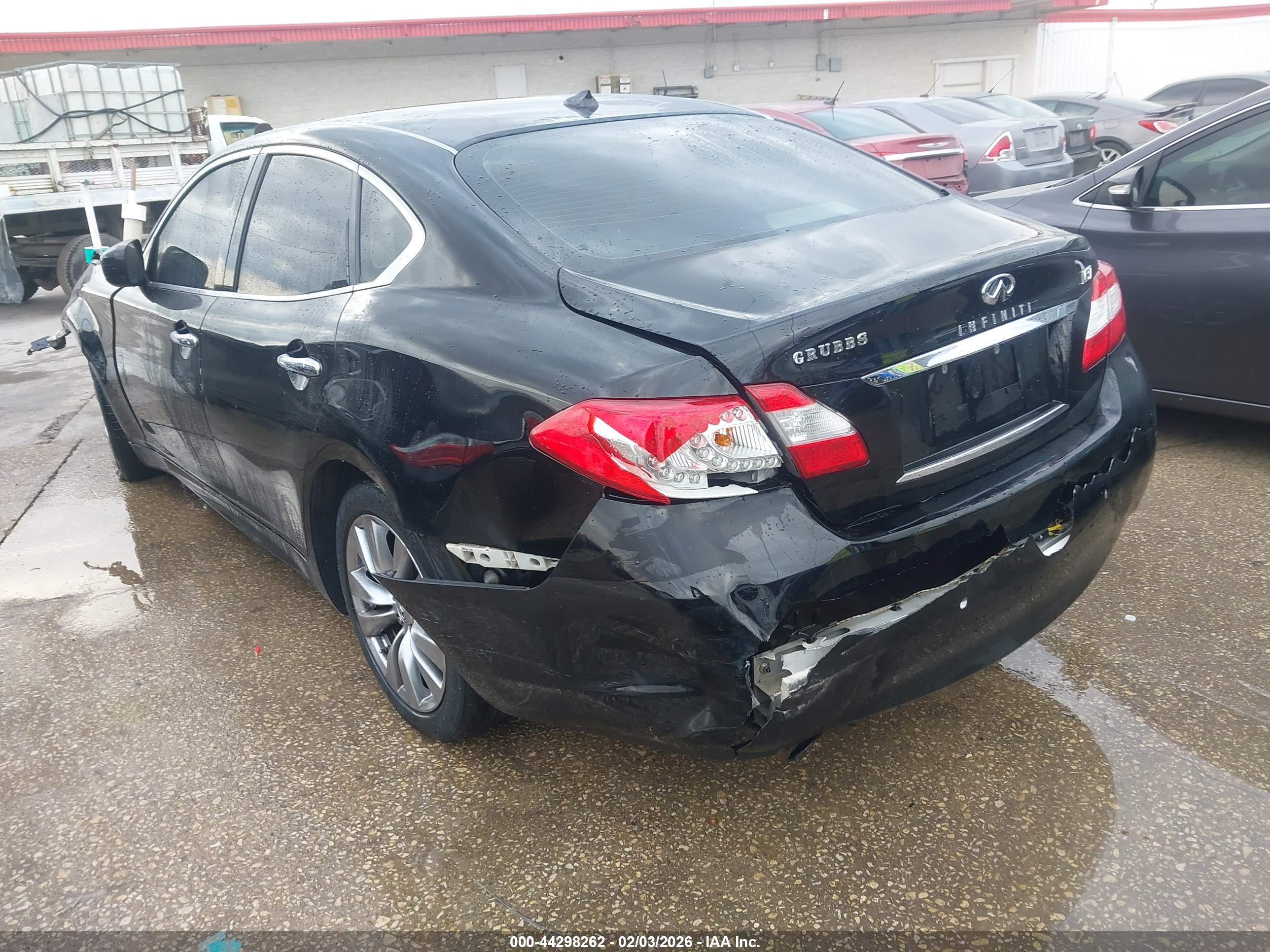 INFINITI M37 image 3
