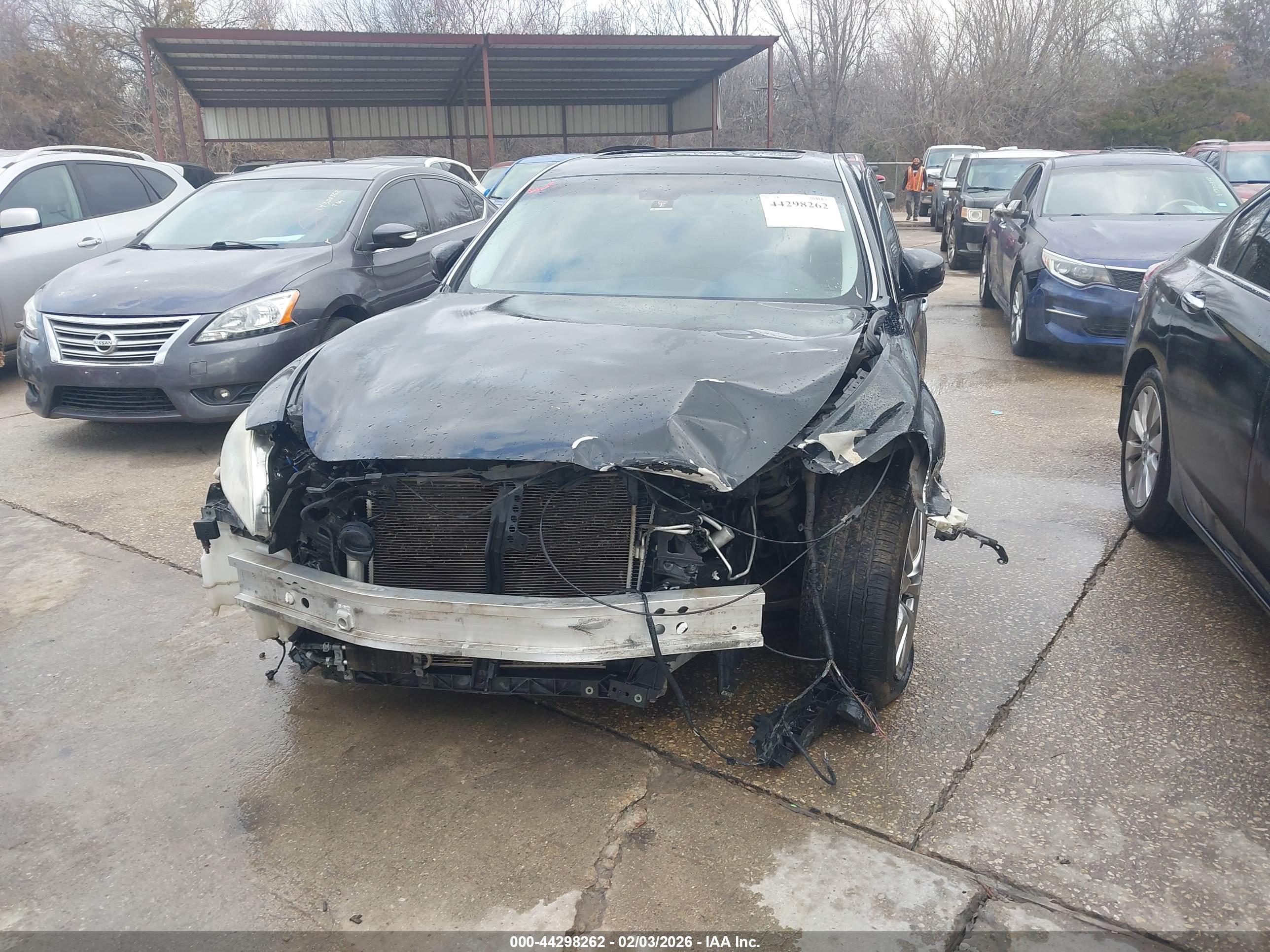 INFINITI M37 image 6