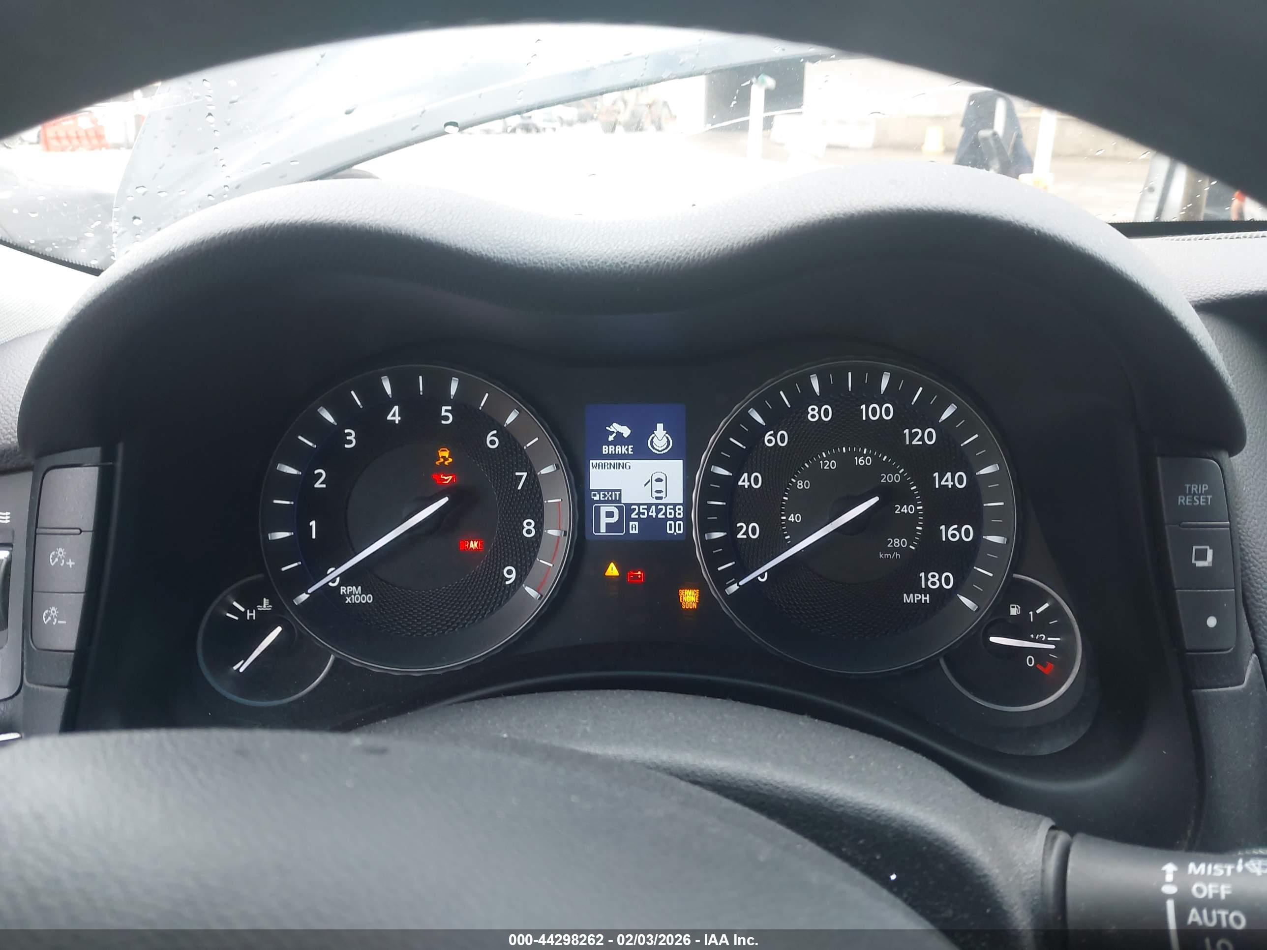 INFINITI M37 image 7