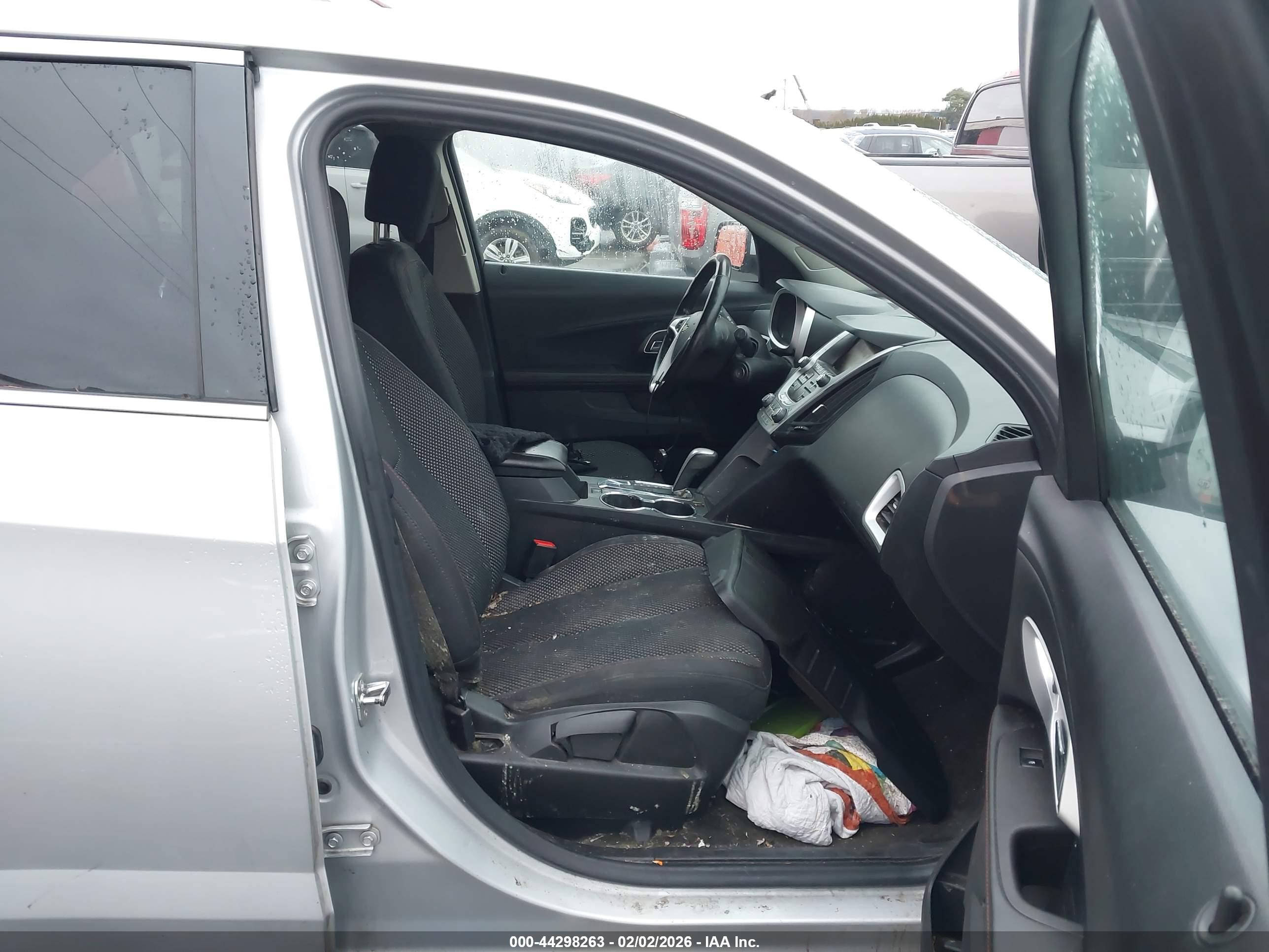 CHEVROLET EQUINOX image 5