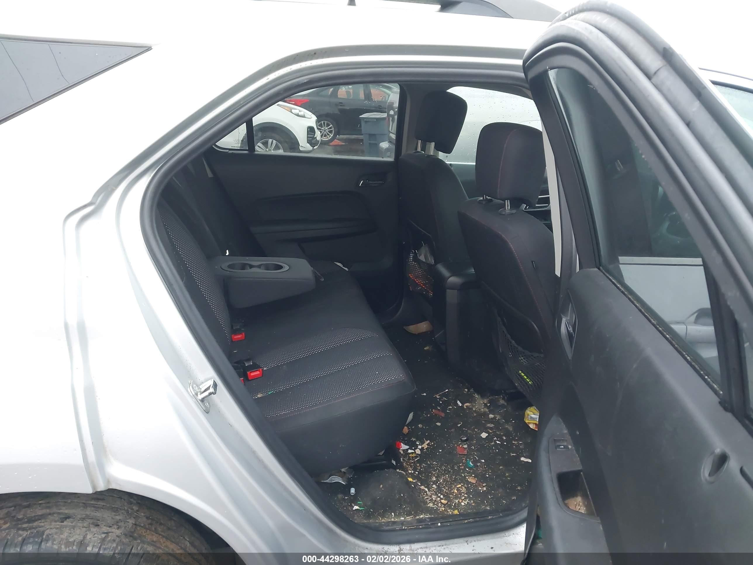 CHEVROLET EQUINOX image 8