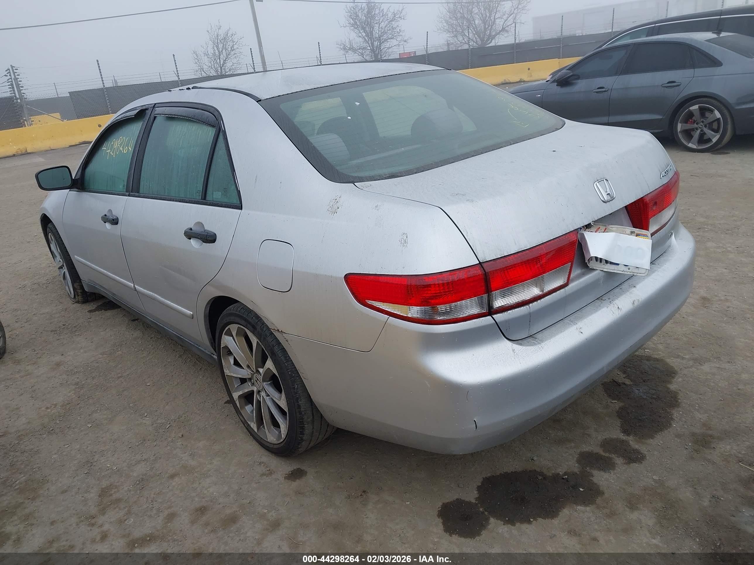 HONDA ACCORD image 3
