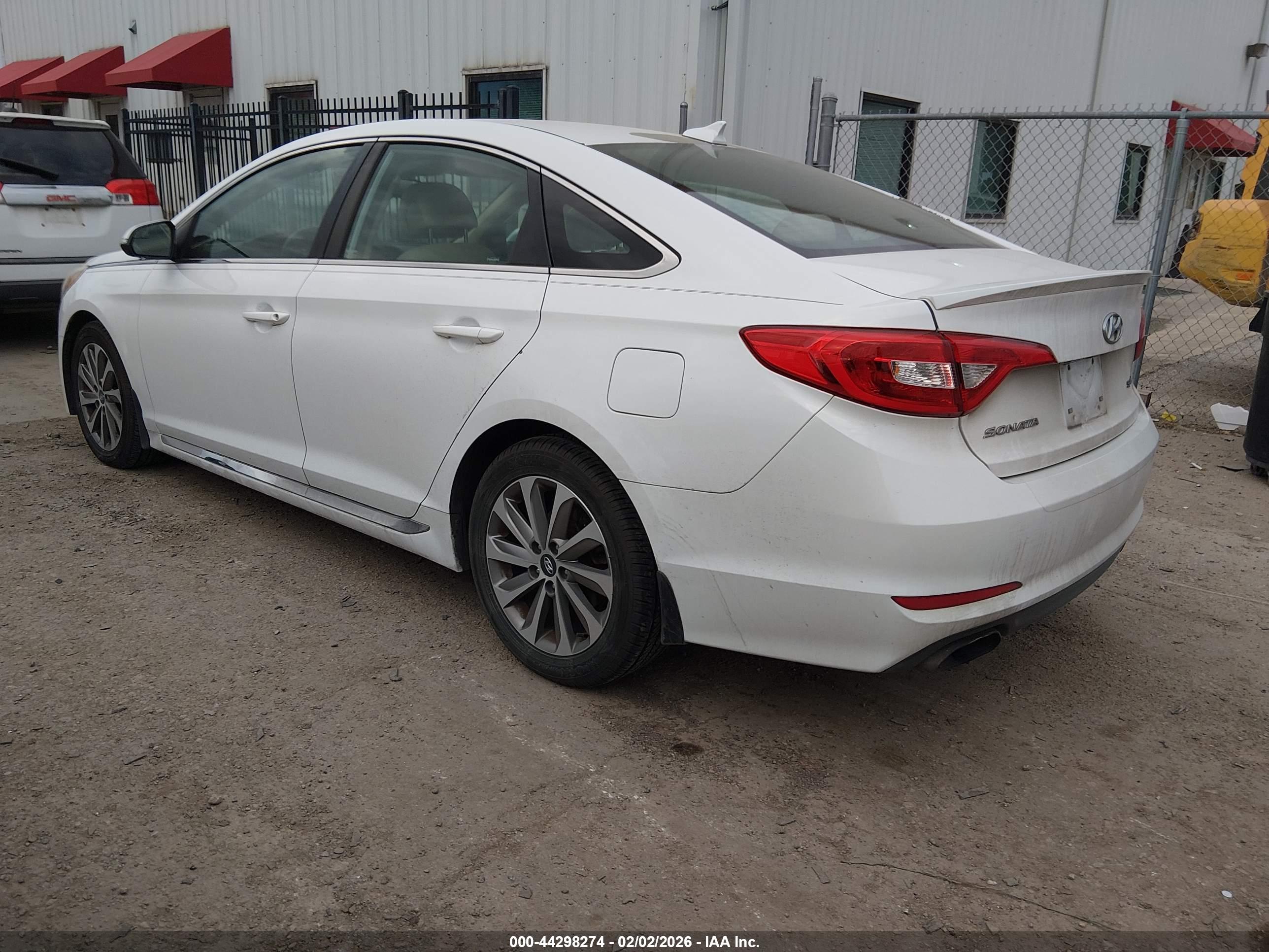HYUNDAI SONATA image 3