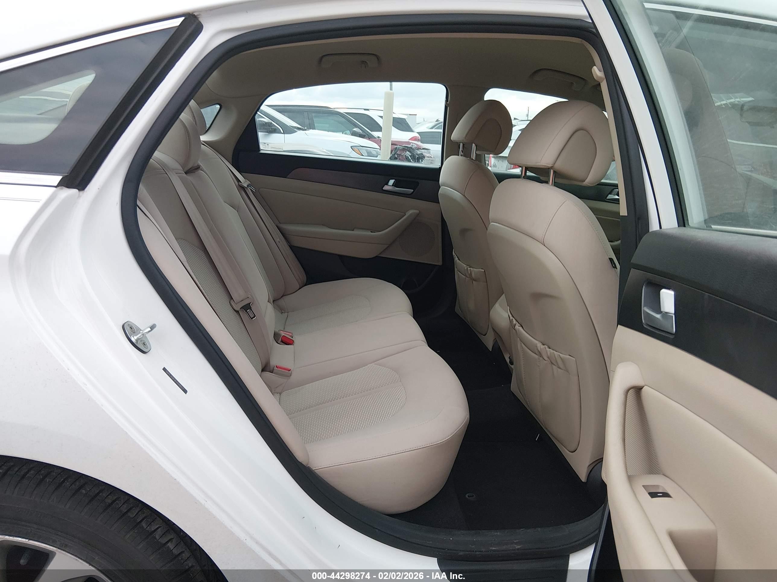 HYUNDAI SONATA image 8
