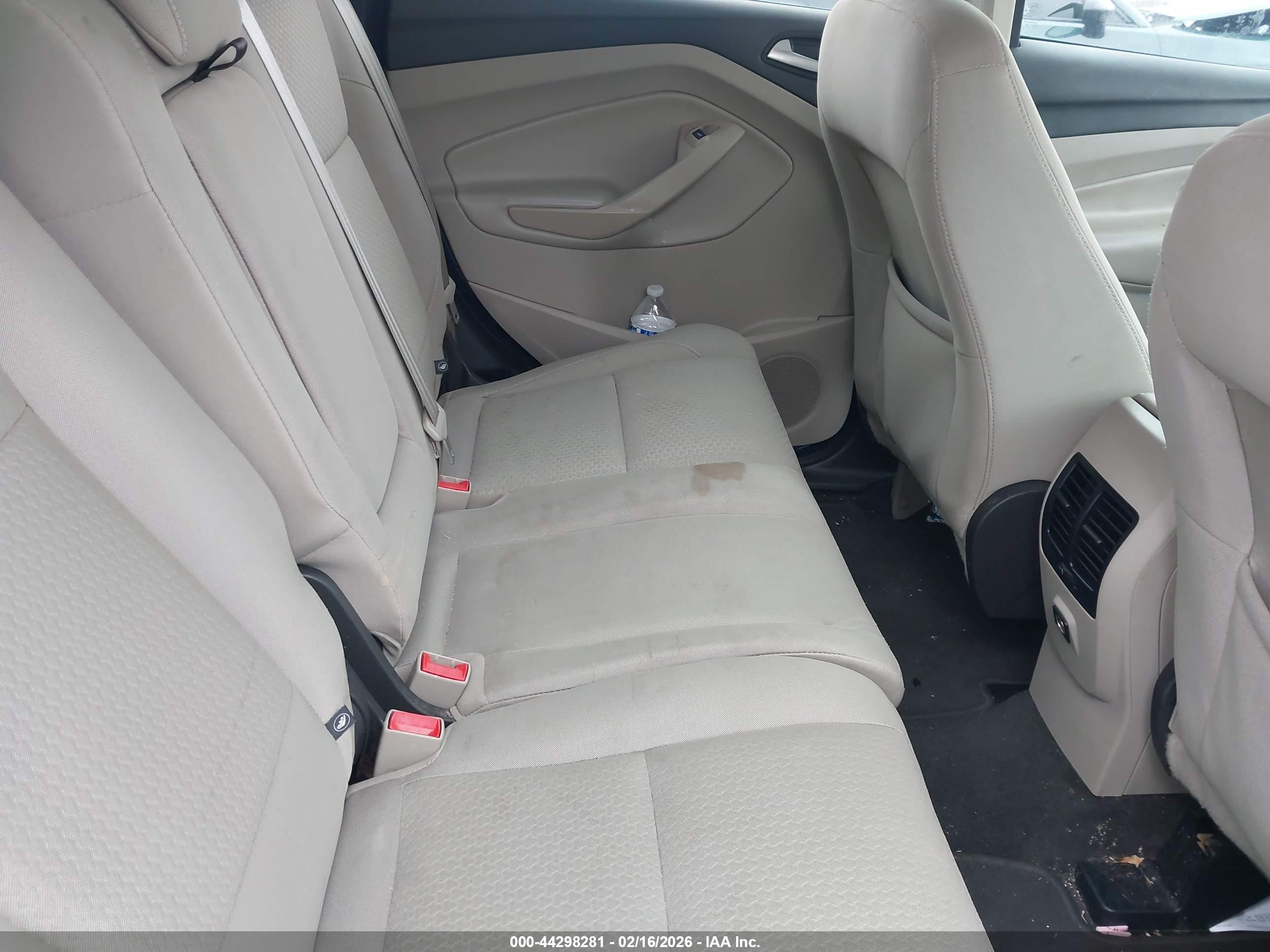 FORD ESCAPE image 8