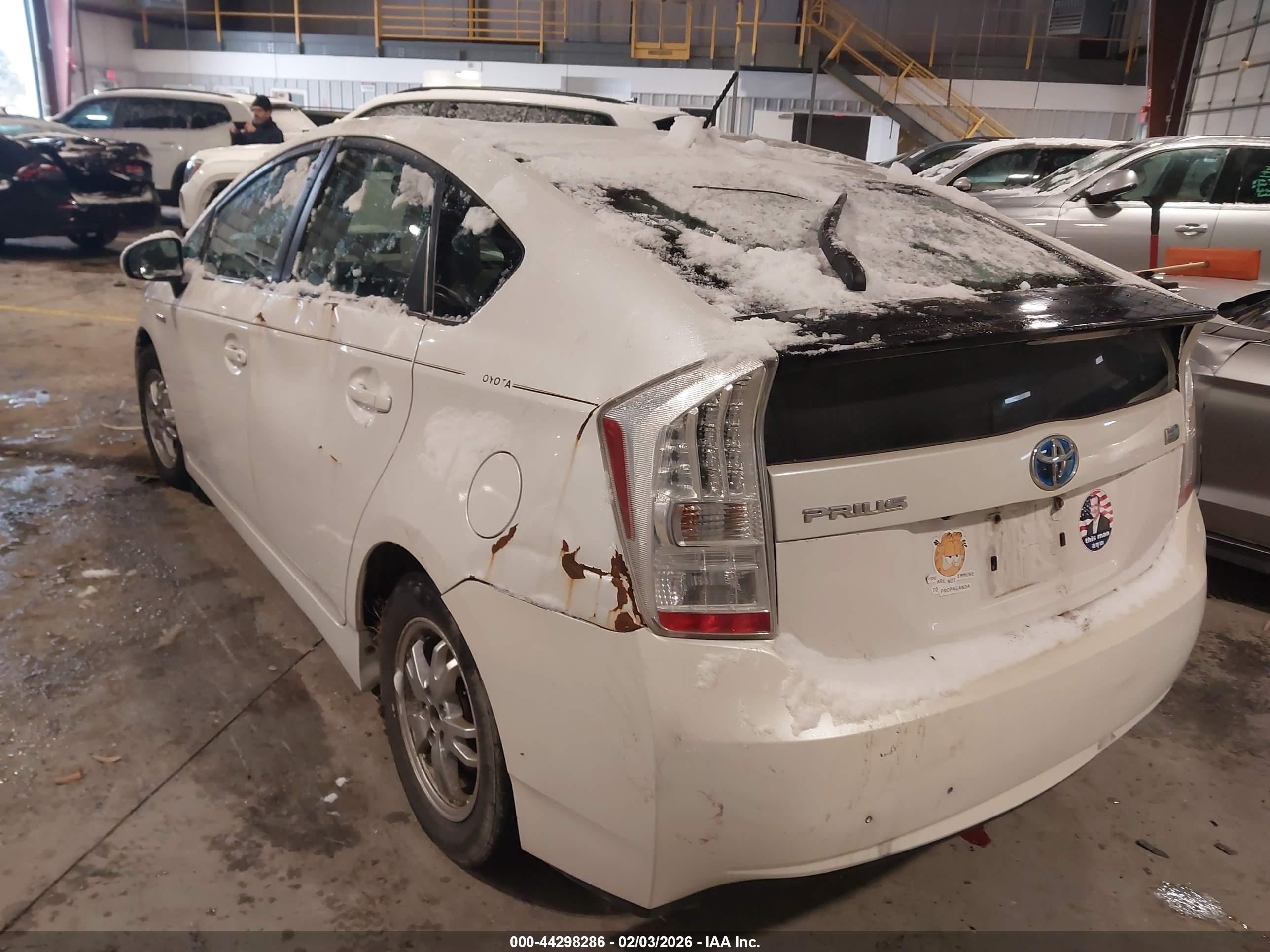 TOYOTA PRIUS image 3