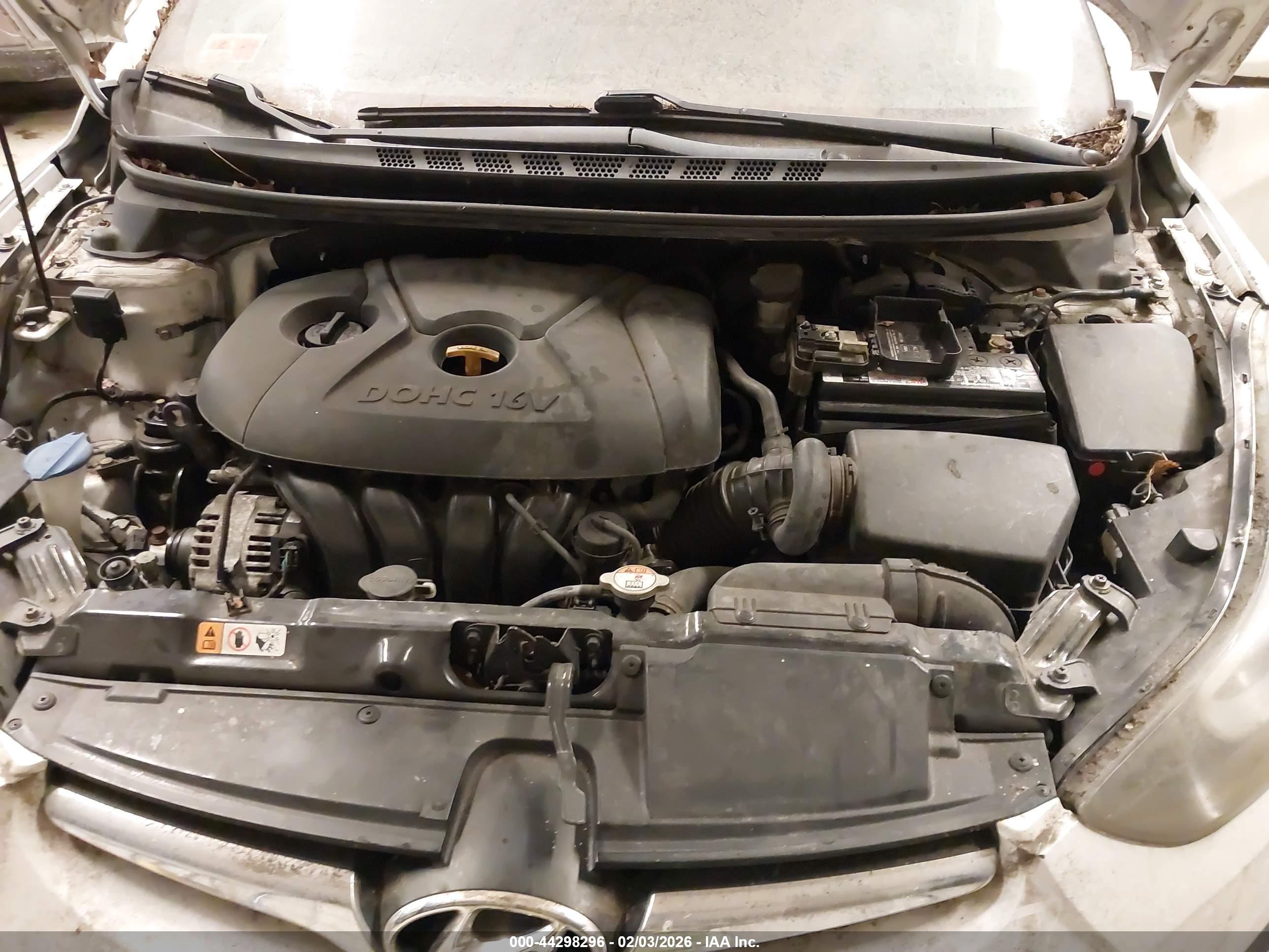 HYUNDAI ELANTRA image 10