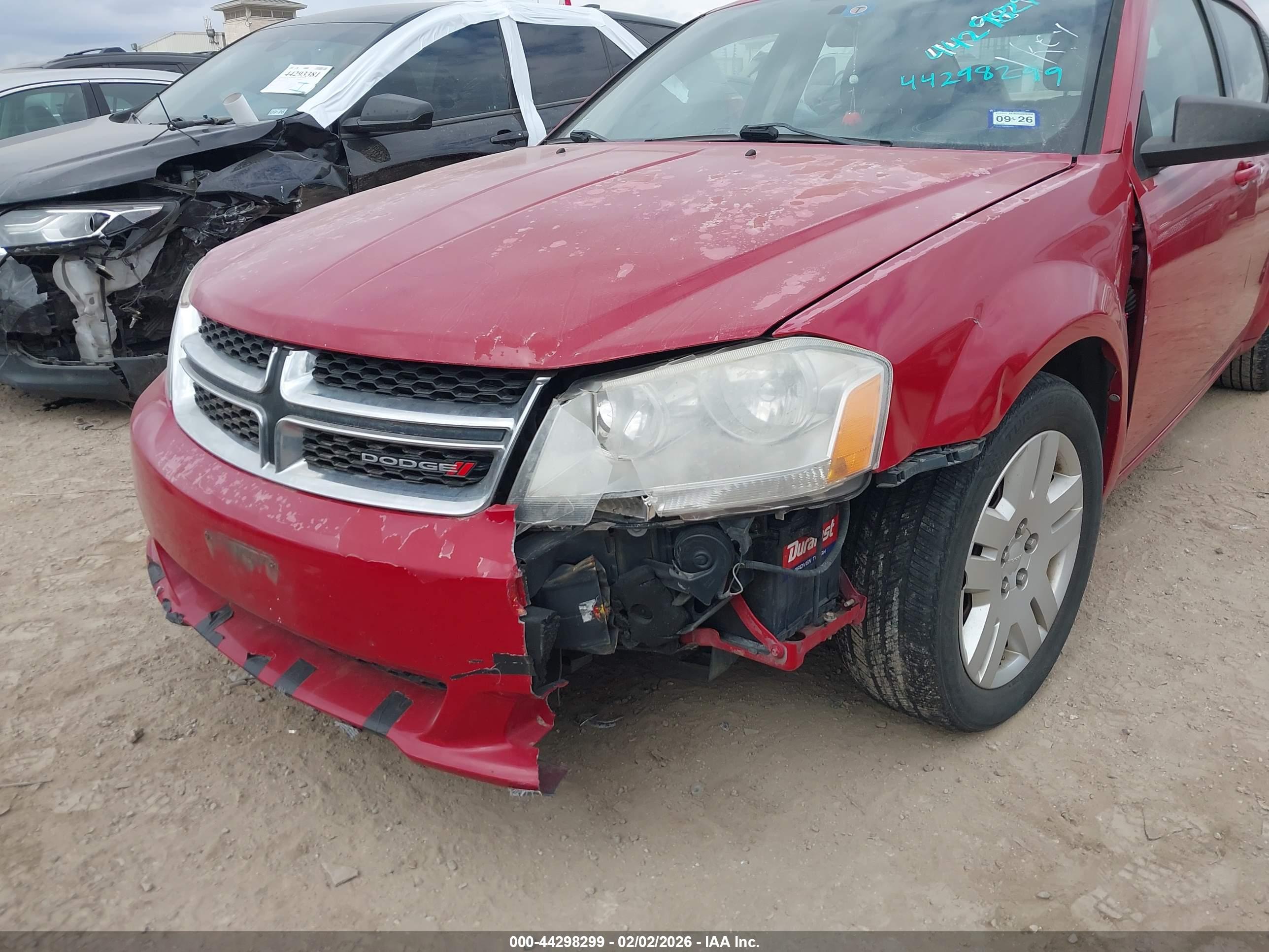 DODGE AVENGER image 6