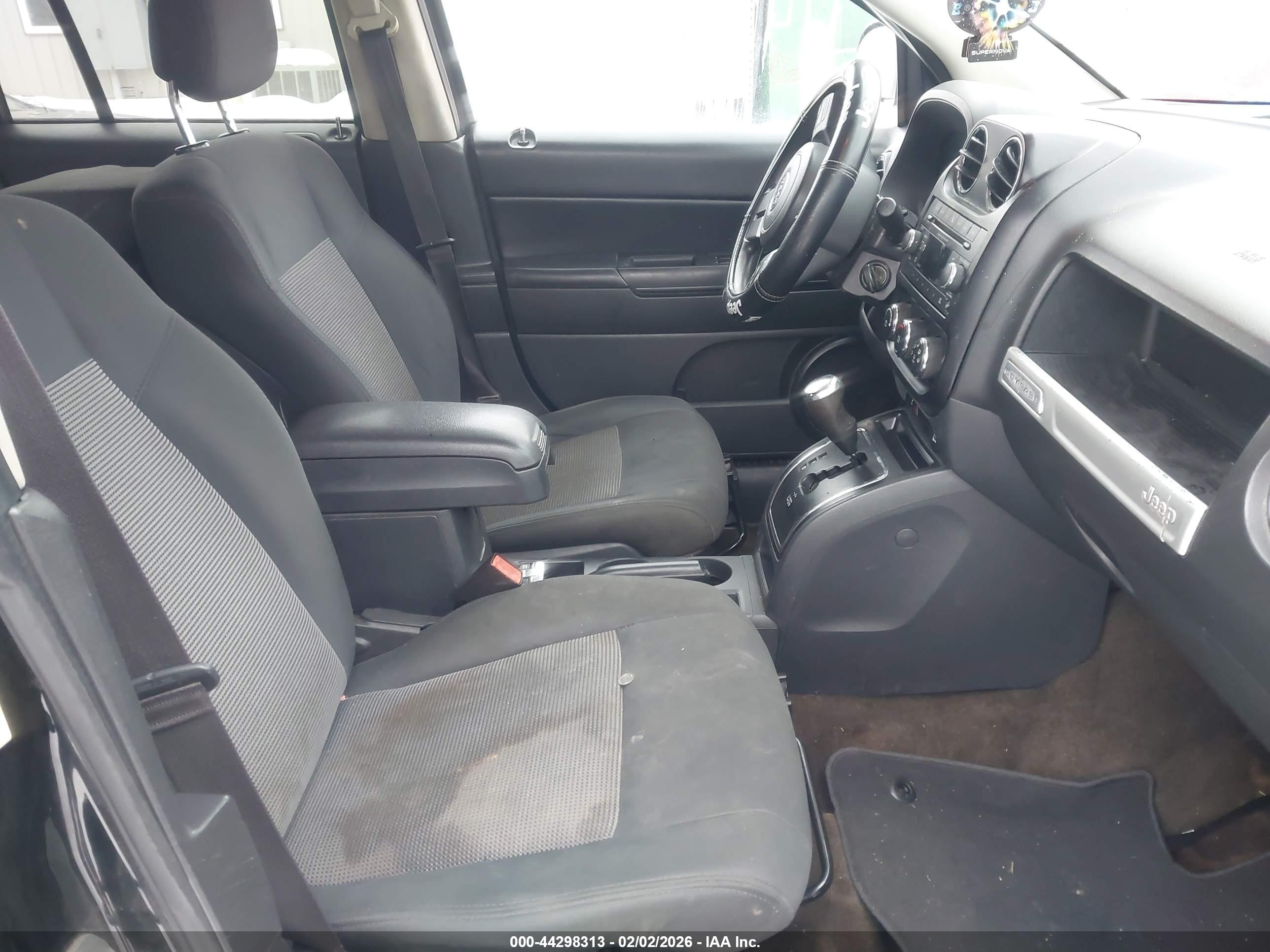 JEEP COMPASS image 5
