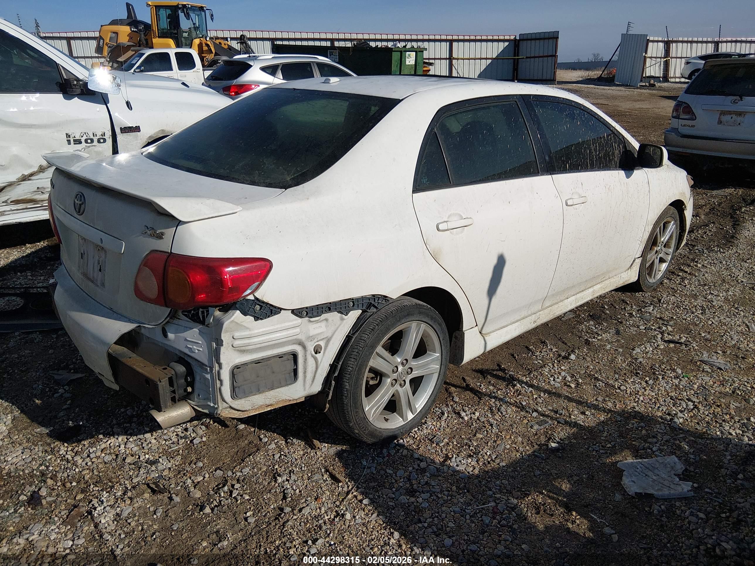 TOYOTA COROLLA image 4
