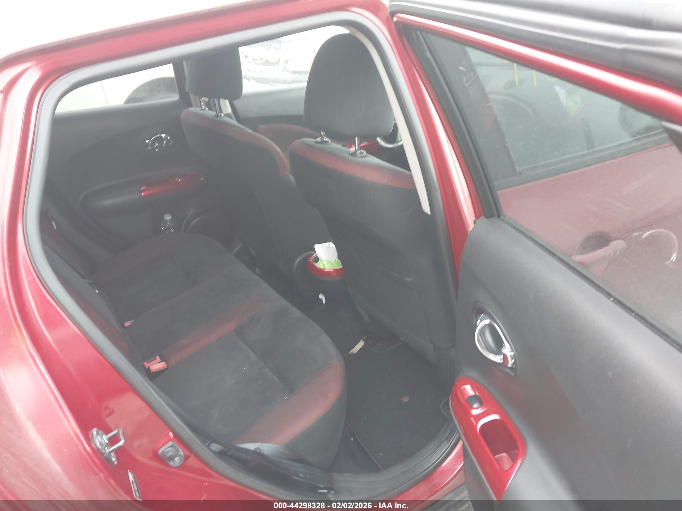 NISSAN JUKE image 8