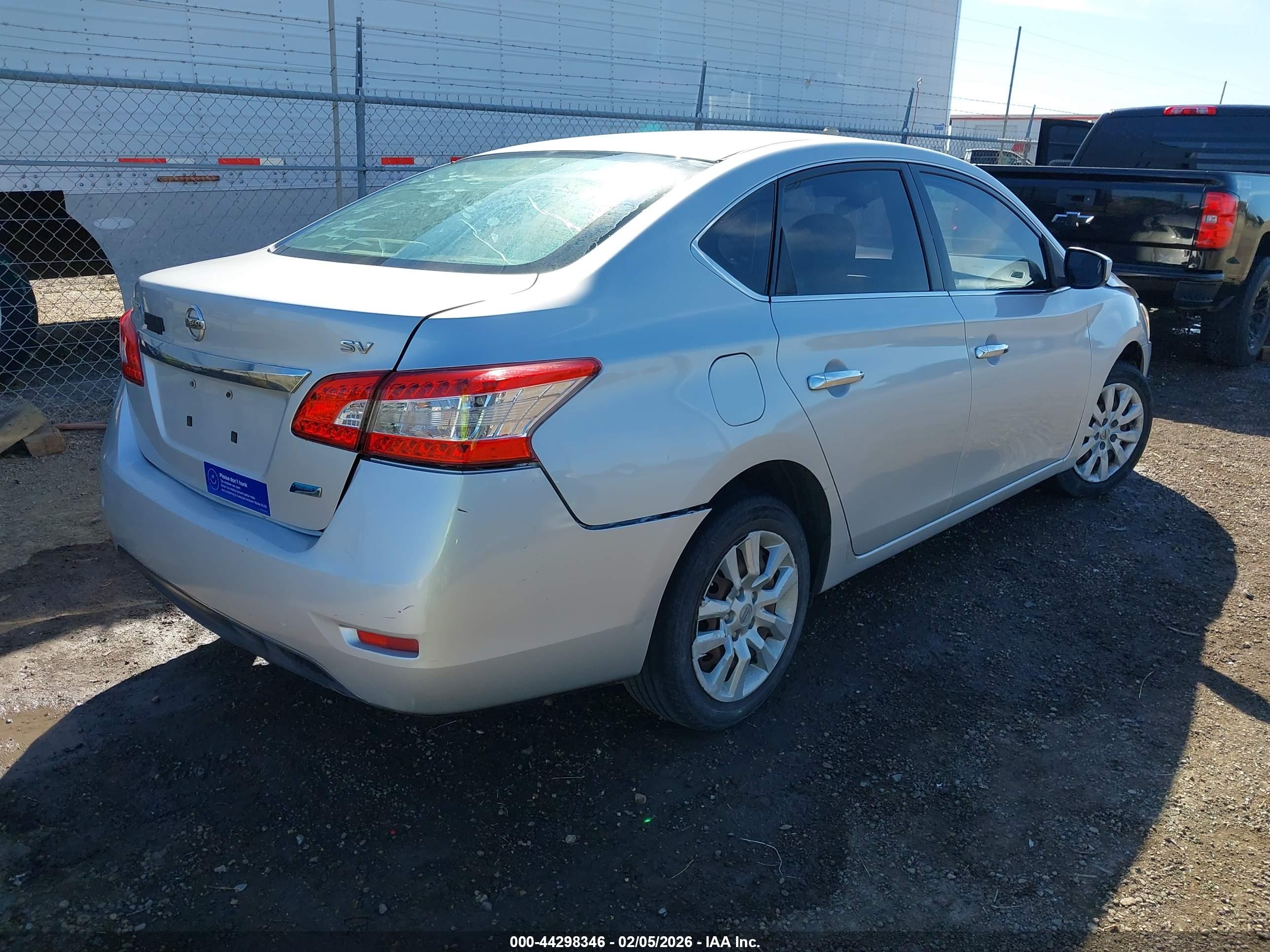 NISSAN SENTRA image 4
